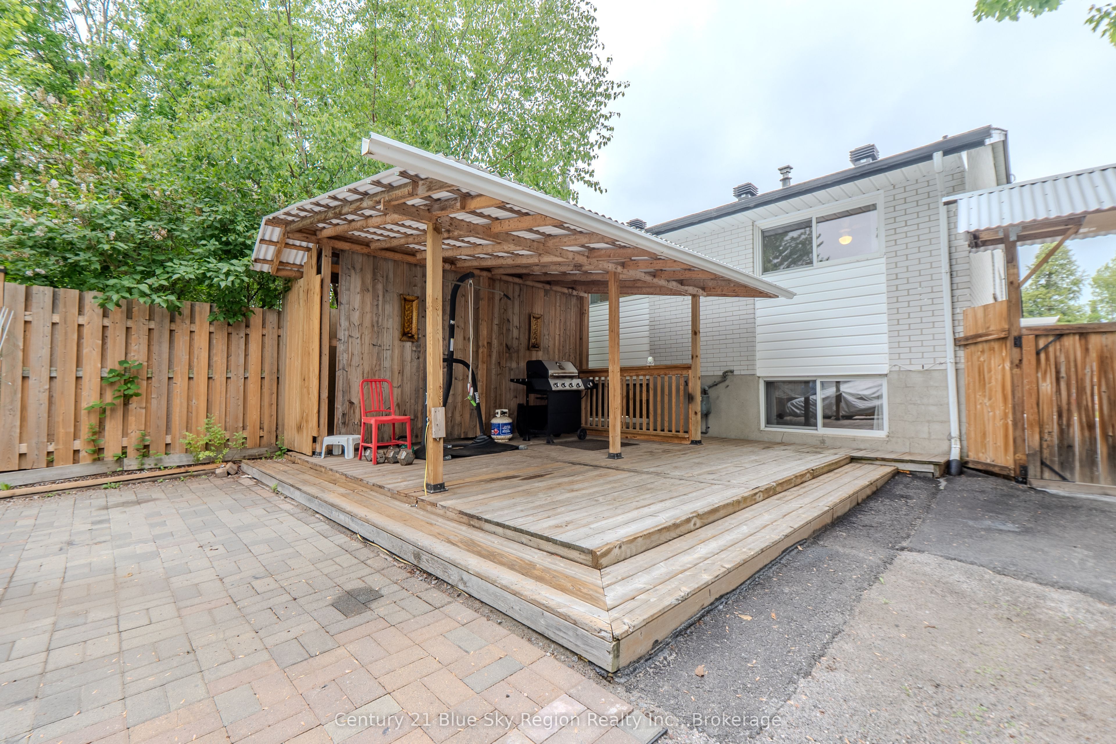 245 Michener Drive Property Photo 10