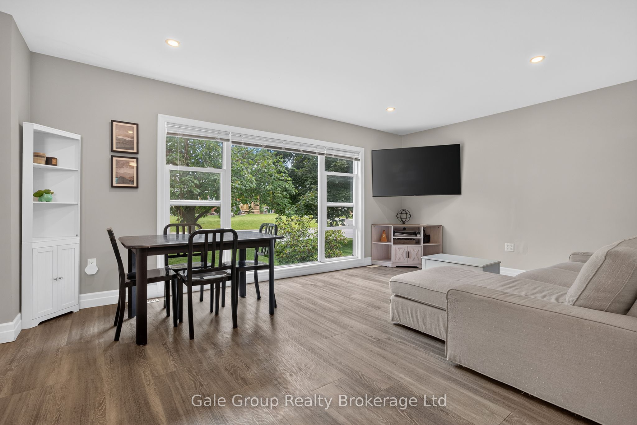 312 Leinster Street Property Photo 11