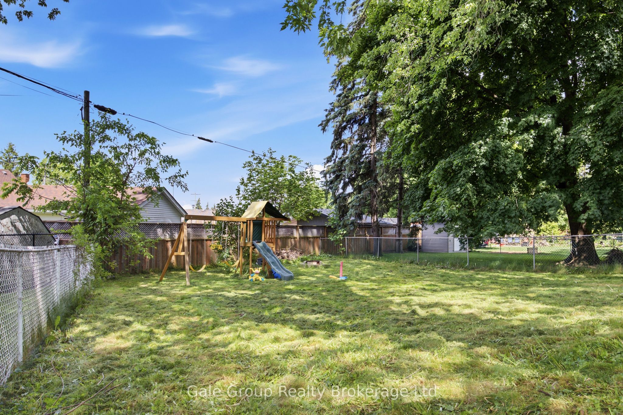 312 Leinster Street Property Photo 31