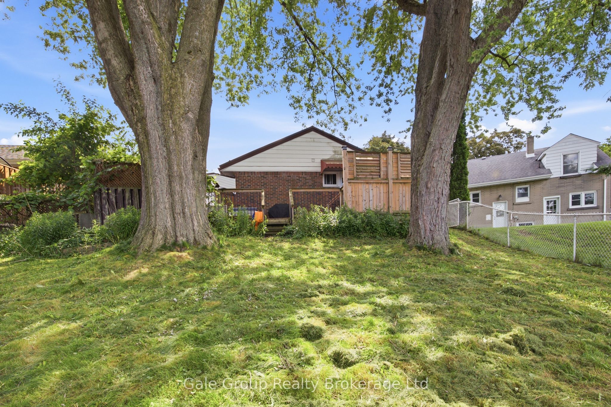 312 Leinster Street Property Photo 33