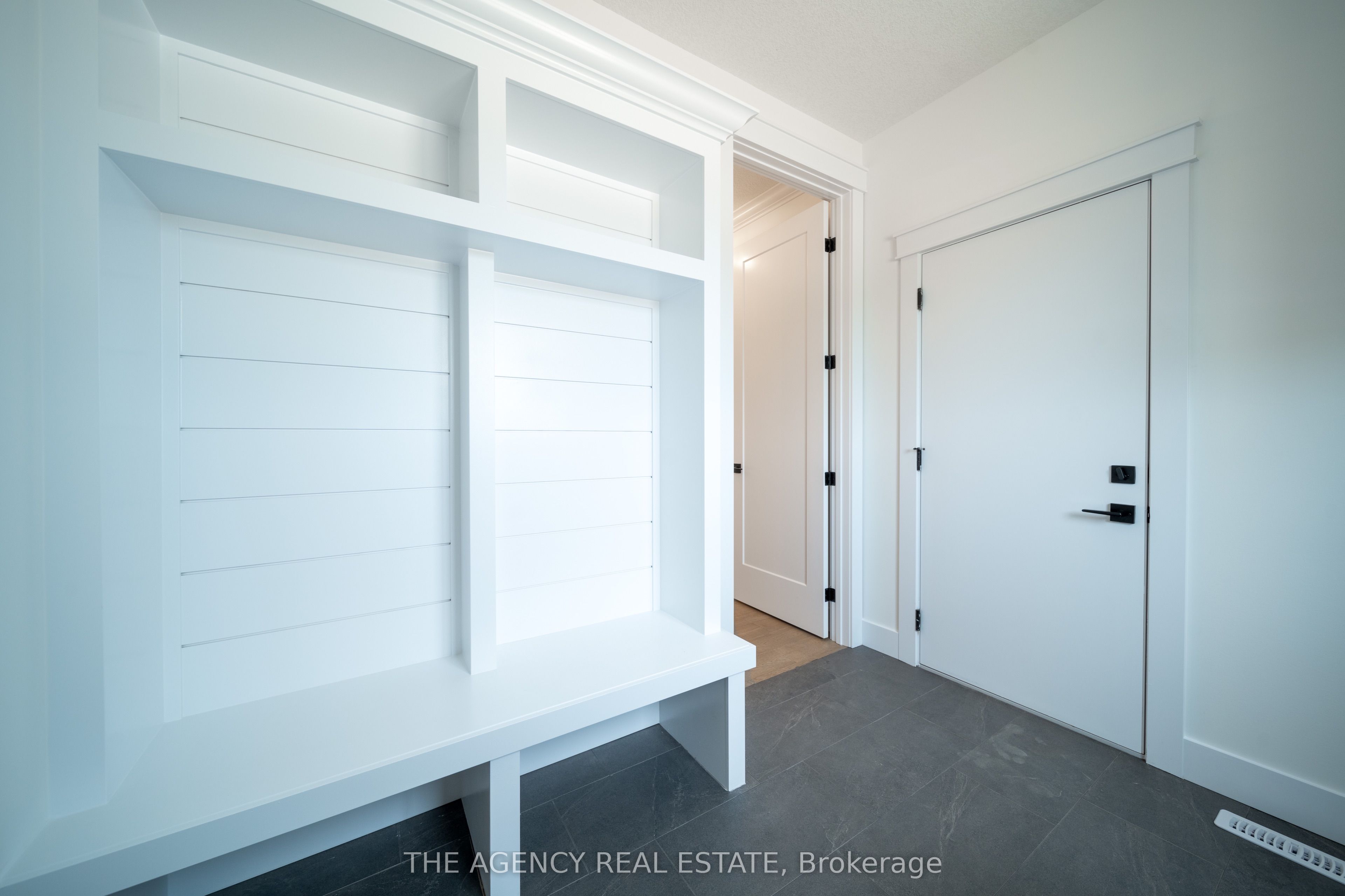 3112 Regiment Road W Property Photo 5