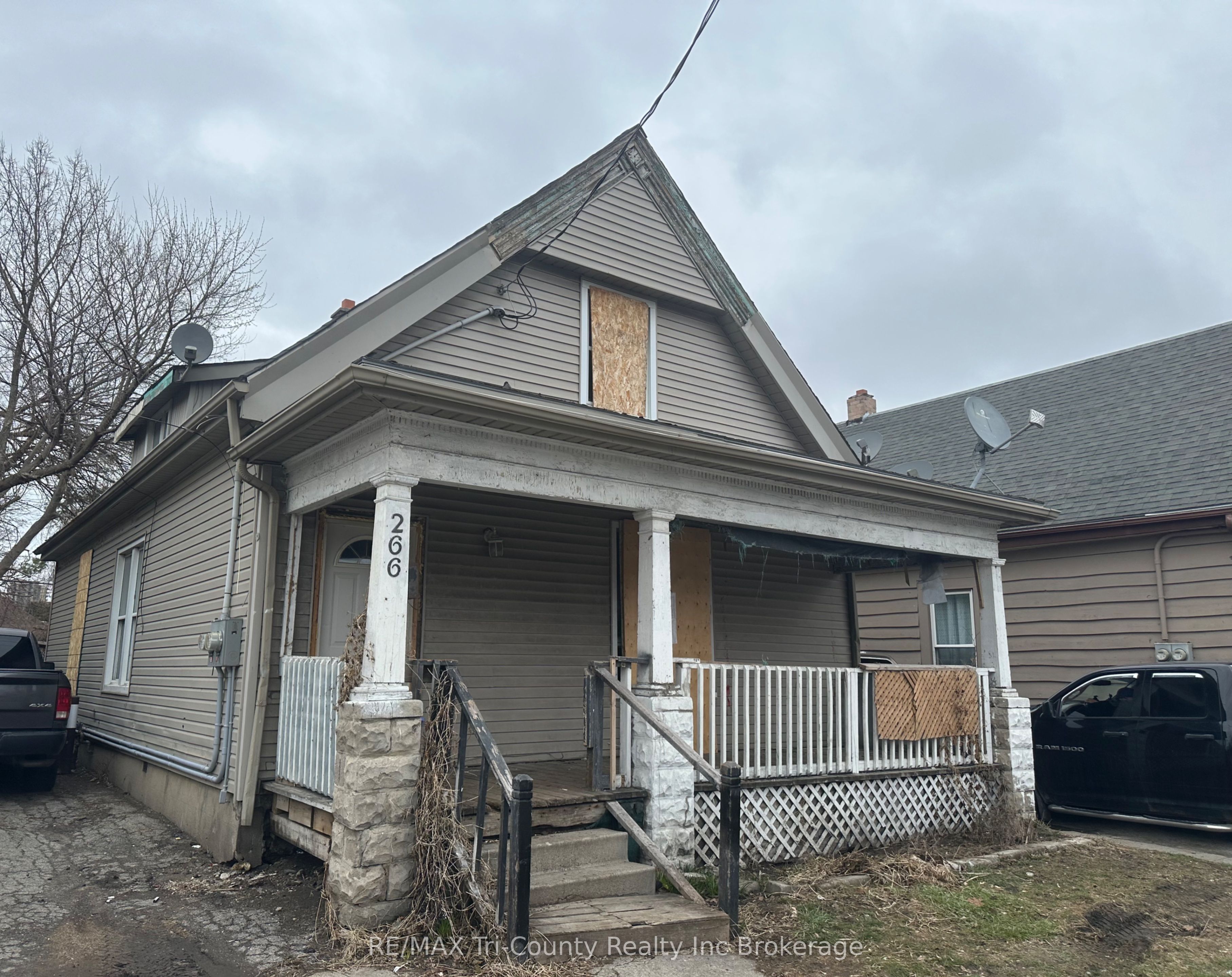 266 Hamilton Road Property Photo 1