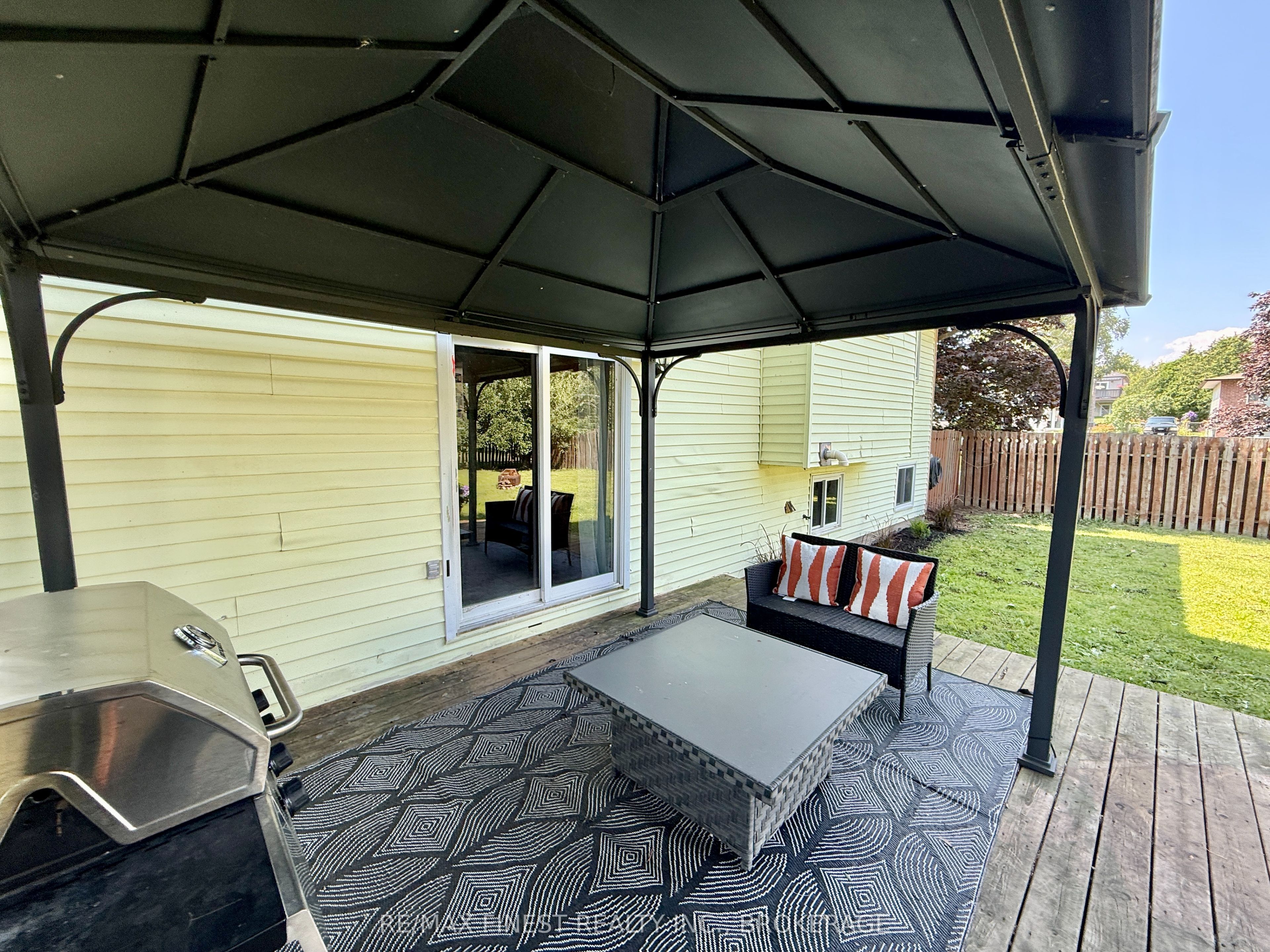 66 Nicholson Crescent Property Photo 19