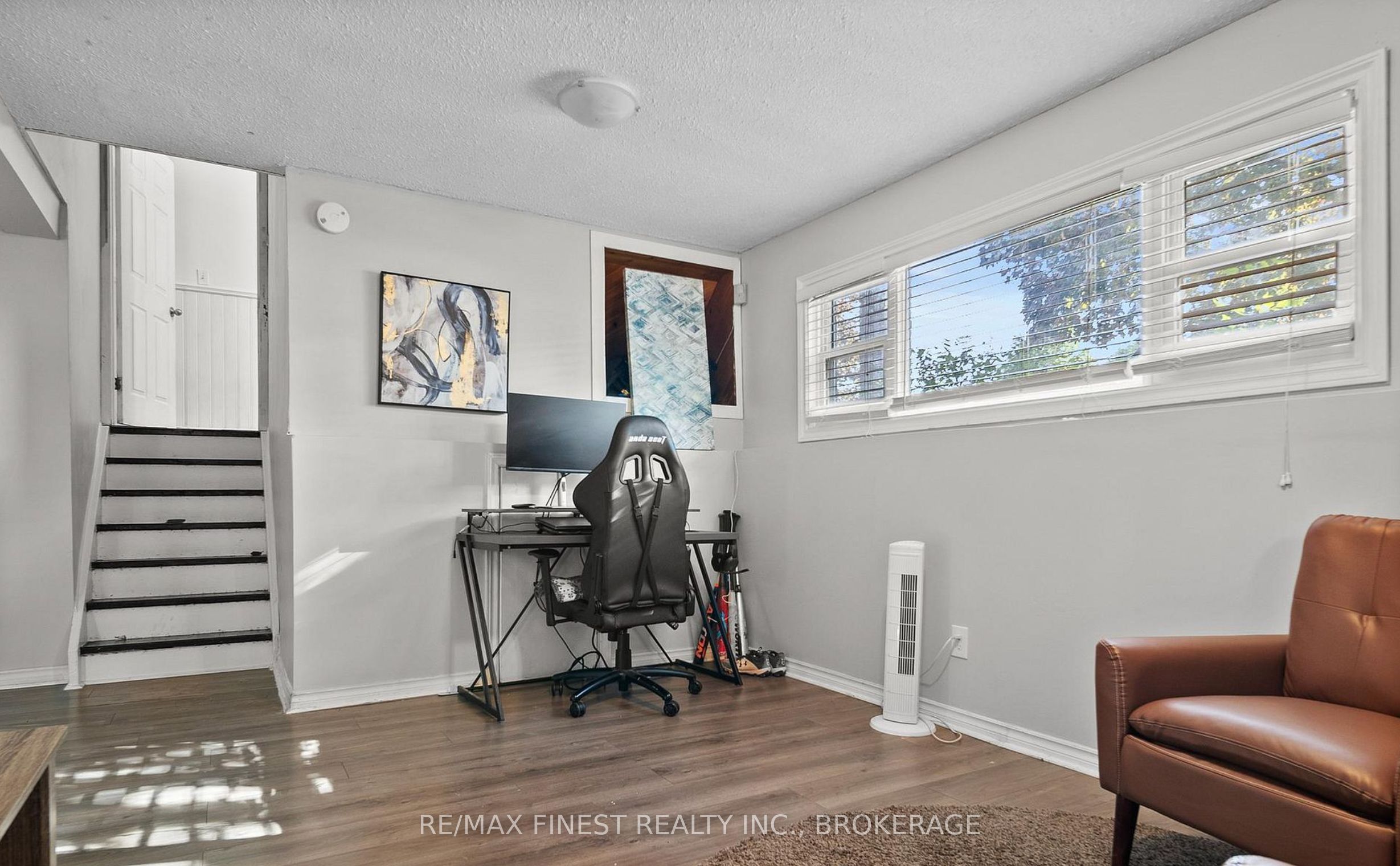 66 Nicholson Crescent Property Photo 31