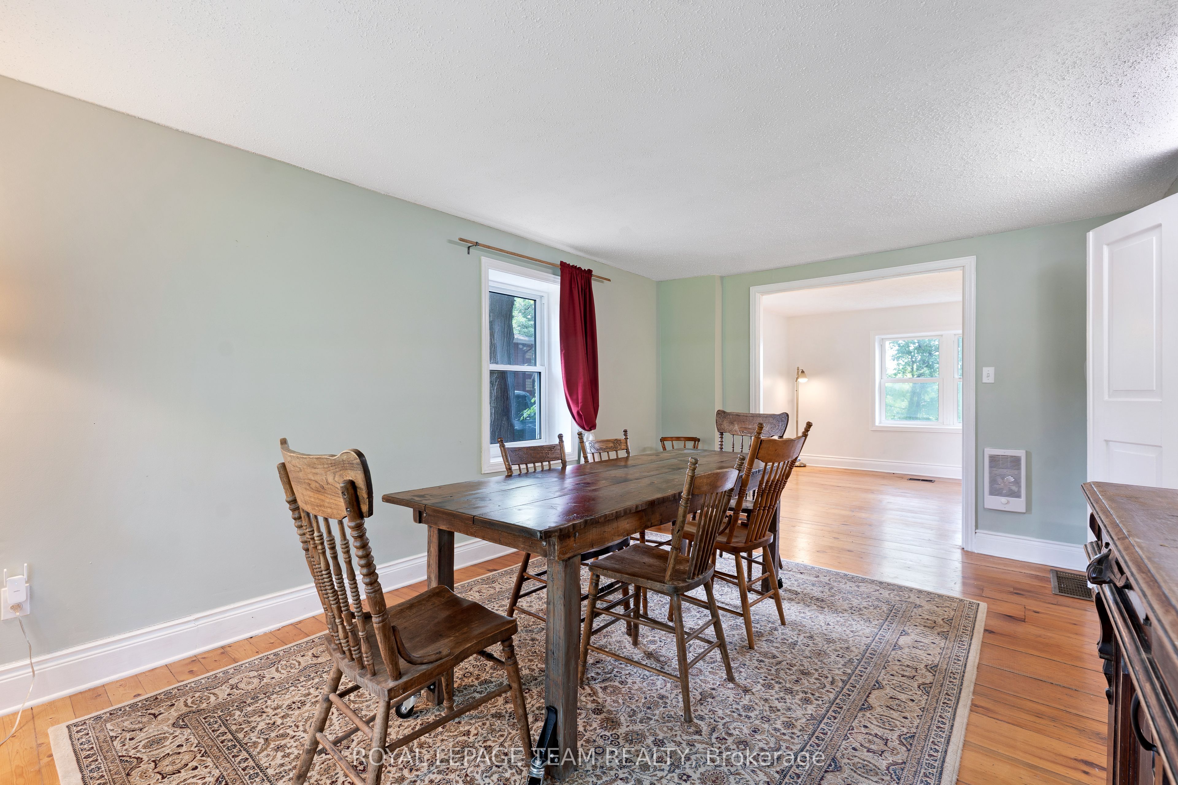 715 River Road Property Photo 5