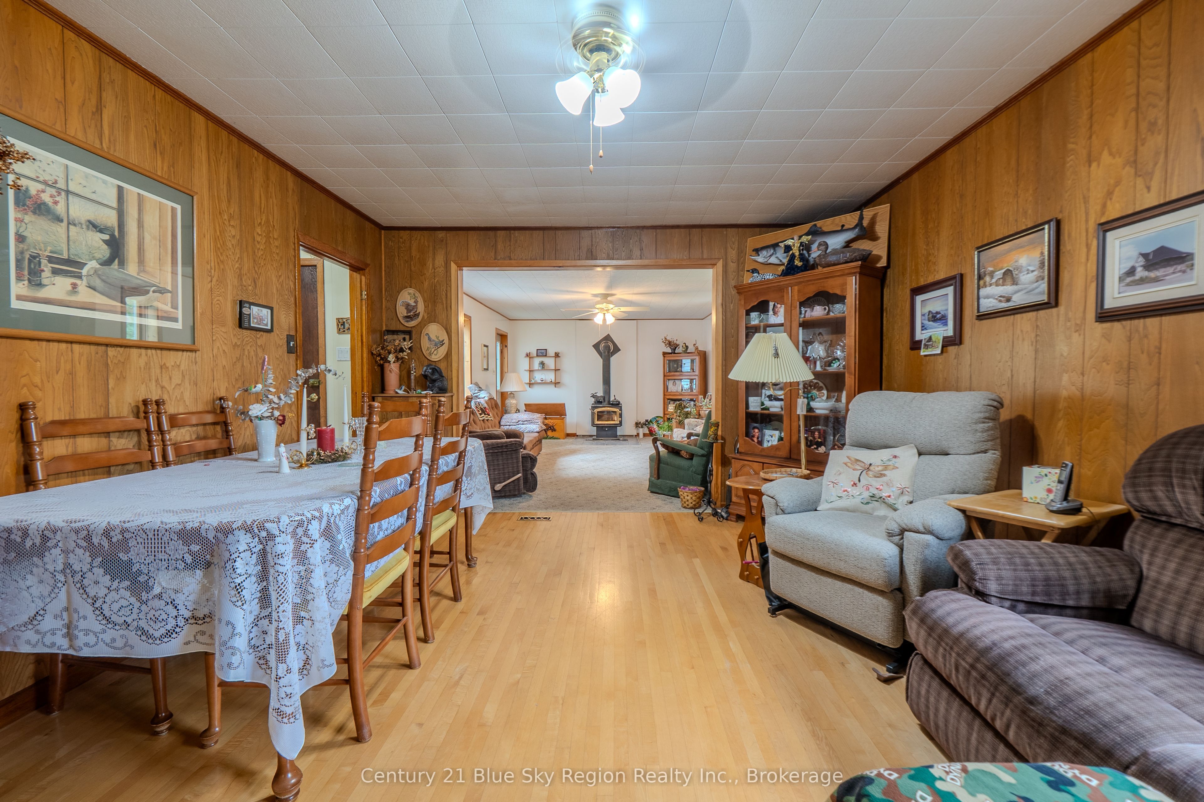 73 O'connor Drive Property Photo 10