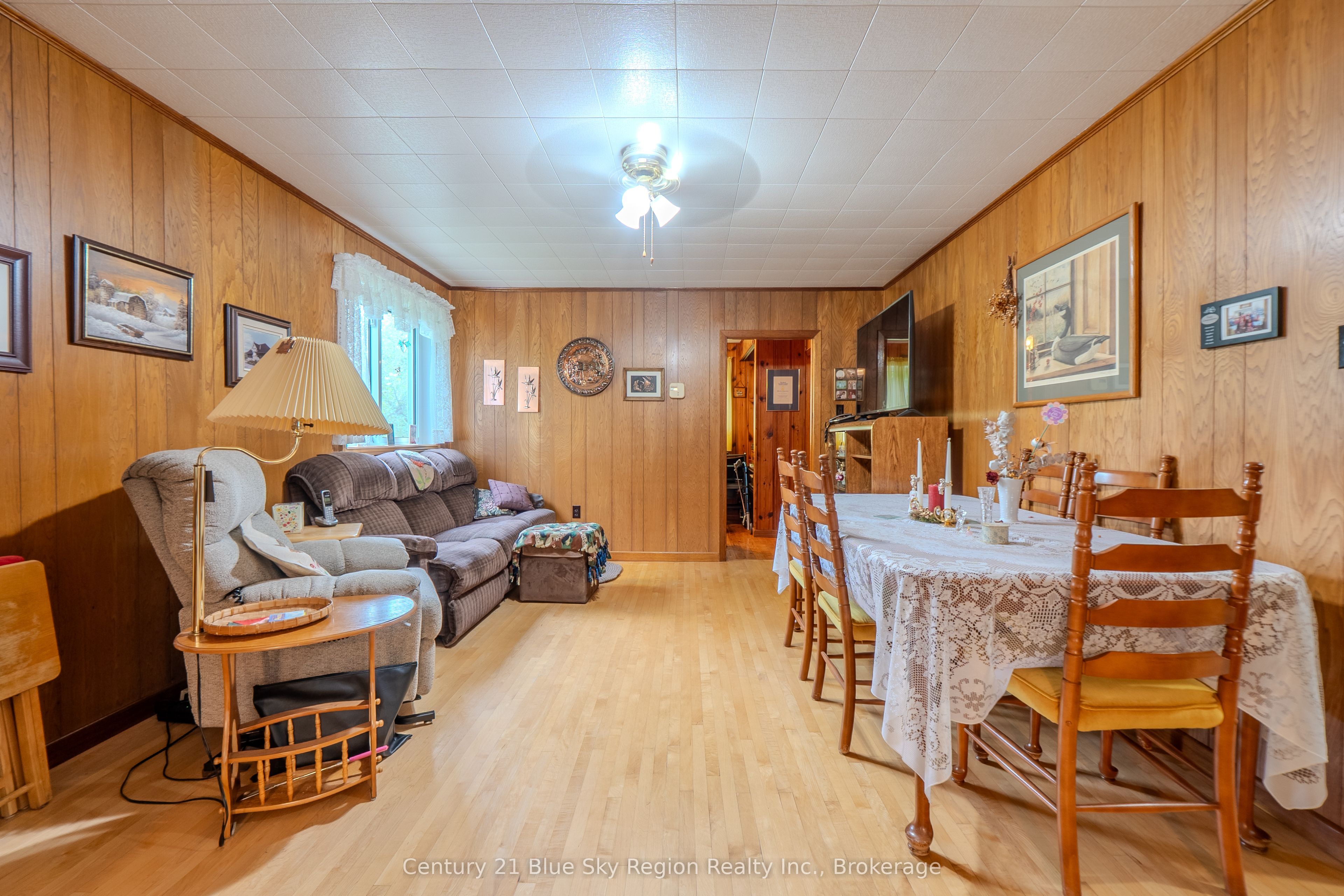 73 O'connor Drive Property Photo 11