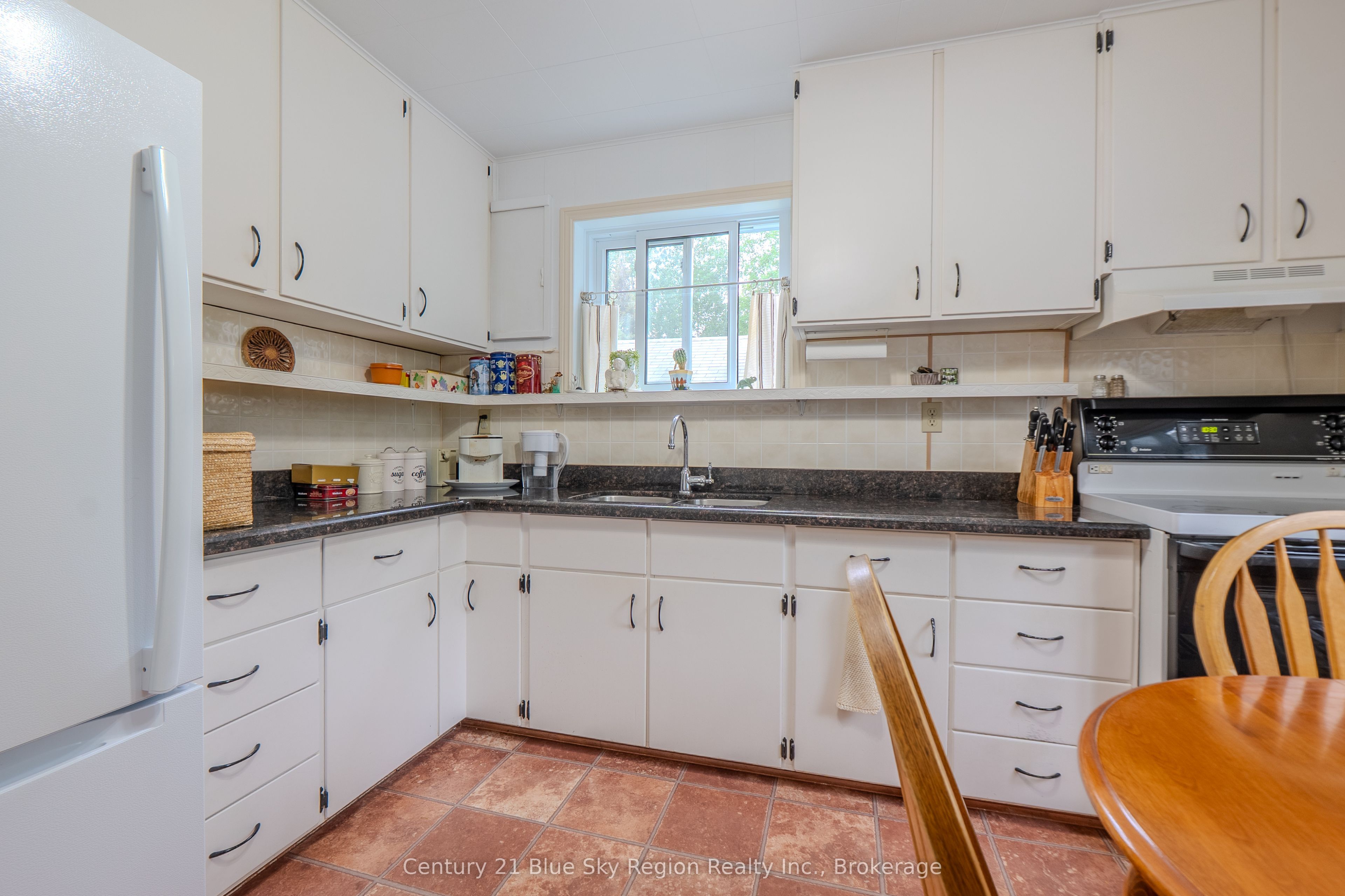 73 O'connor Drive Property Photo 17