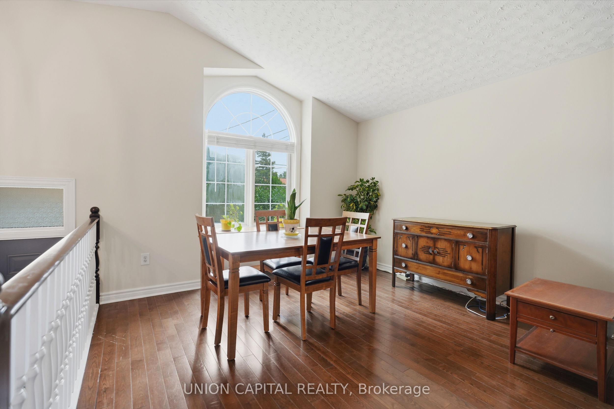 6699 Montrose Road Property Photo 6