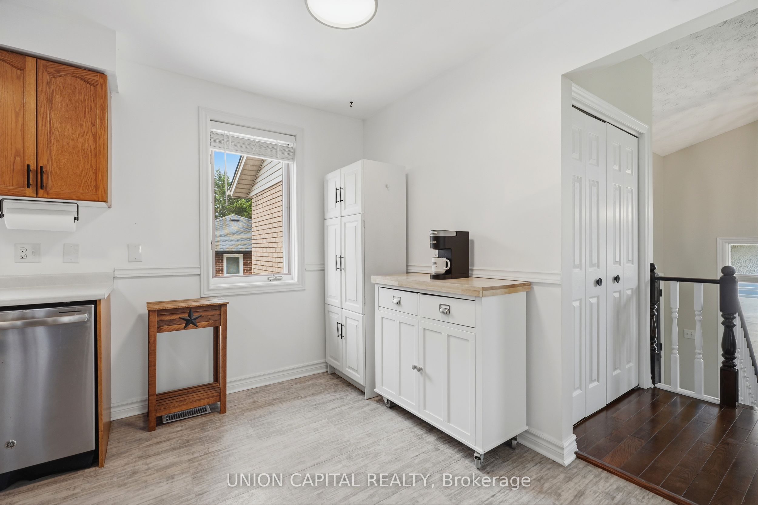 6699 Montrose Road Property Photo 10