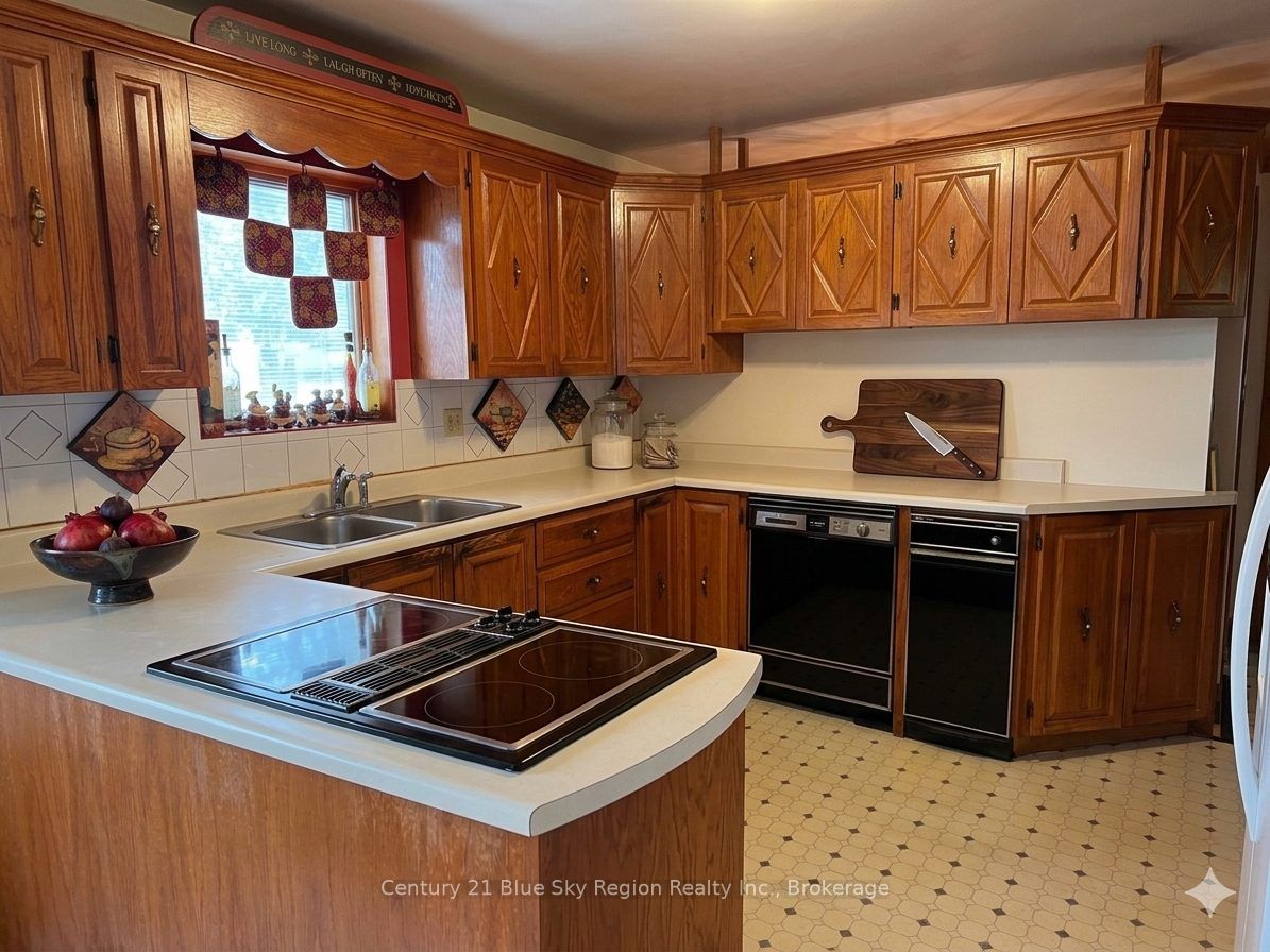 72 Arbour Road Property Photo 4