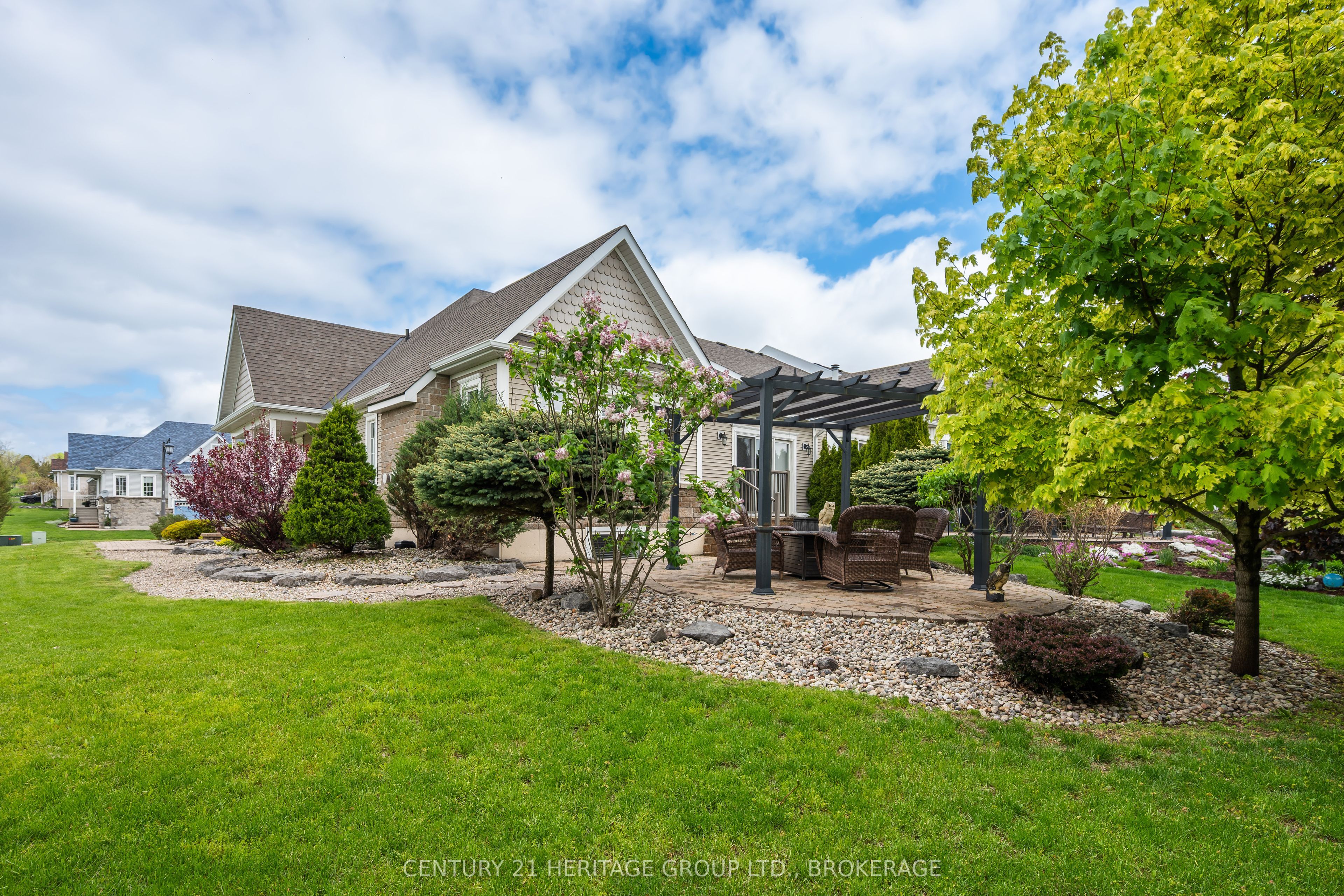 100 Britannia Crescent Property Photo 5
