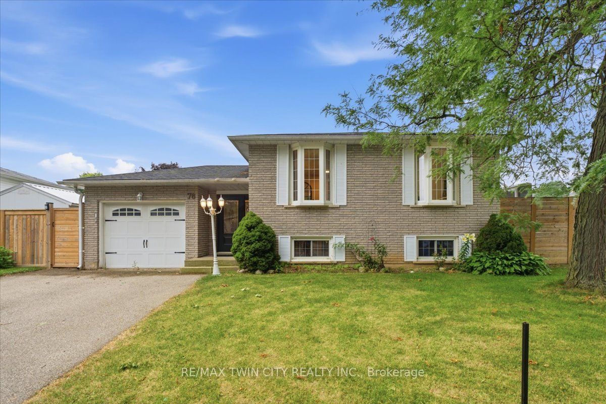 76 Enfield Crescent Property Photo 1