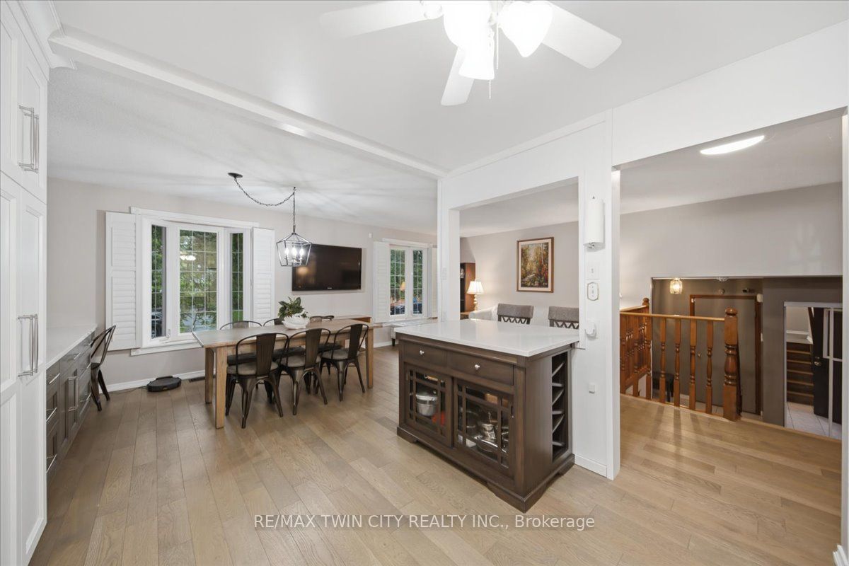 76 Enfield Crescent Property Photo 14