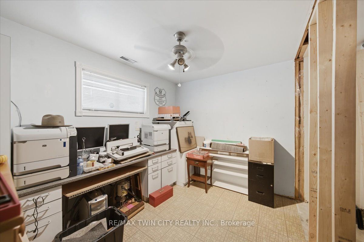 76 Enfield Crescent Property Photo 28