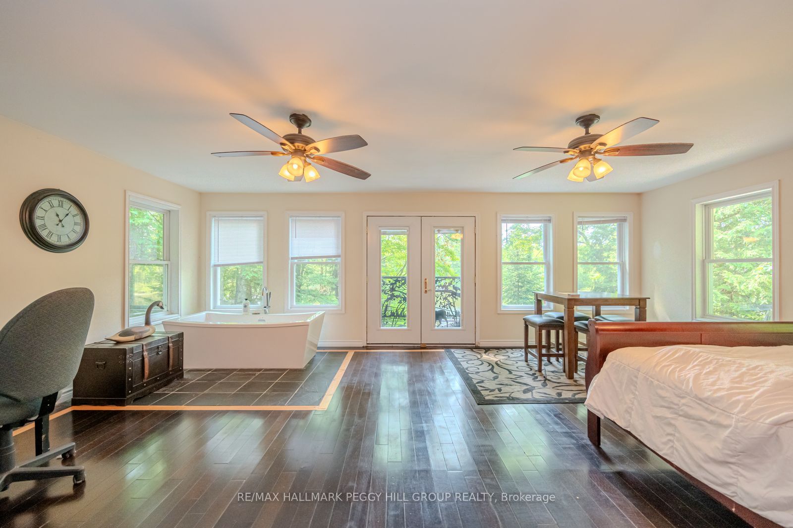 4 Clover Court Property Photo 13