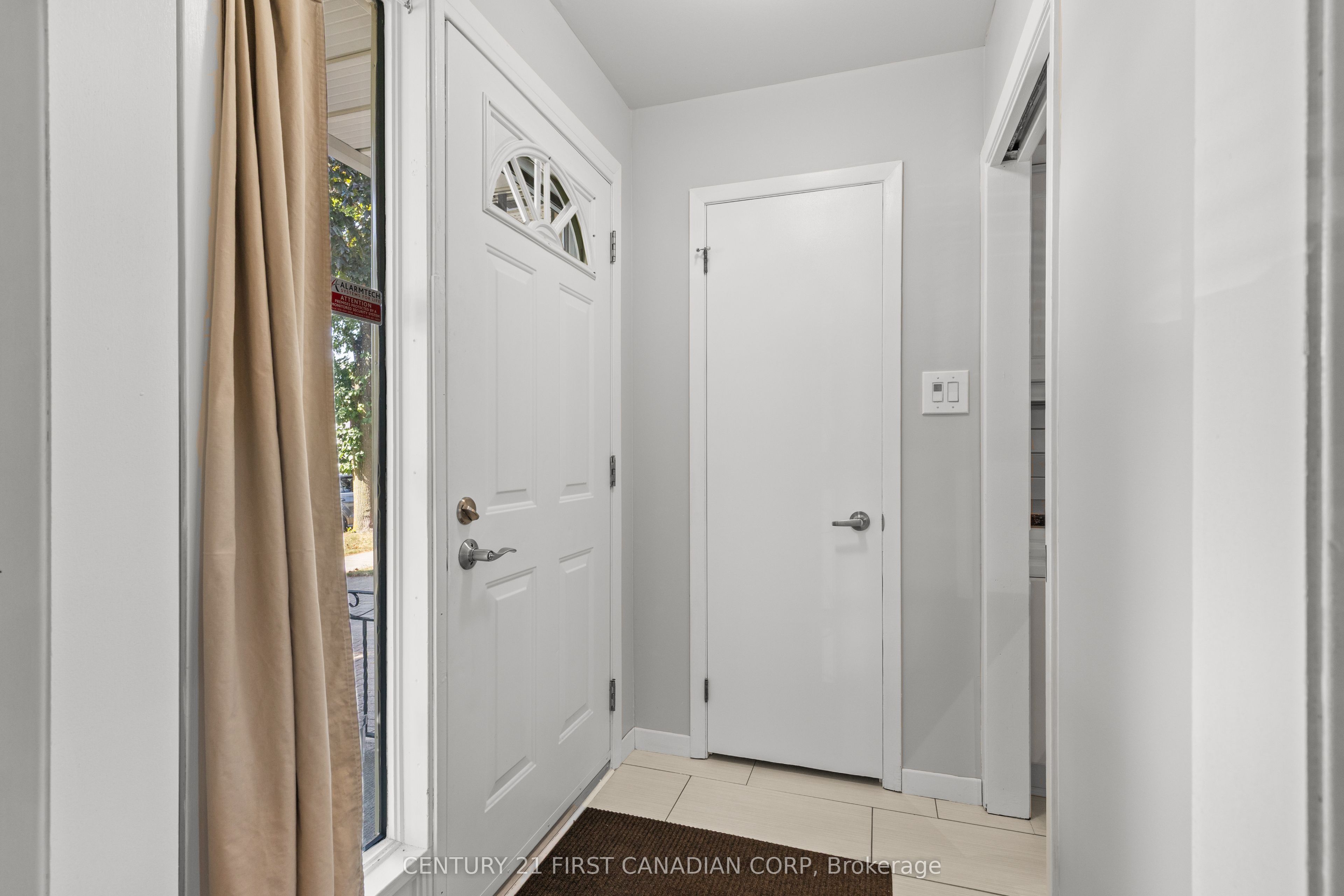 4 Archer Crescent Property Photo 5