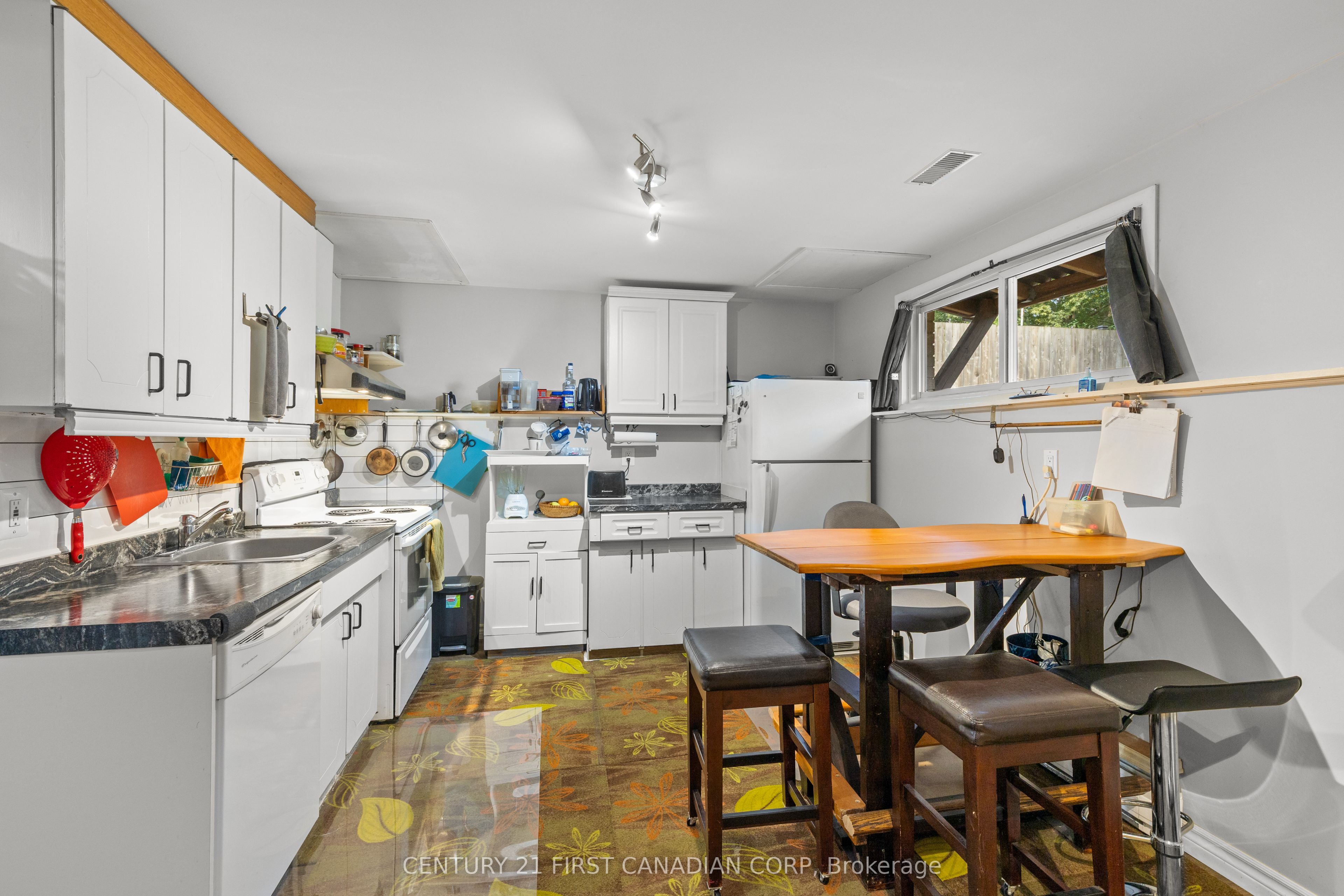 4 Archer Crescent Property Photo 20