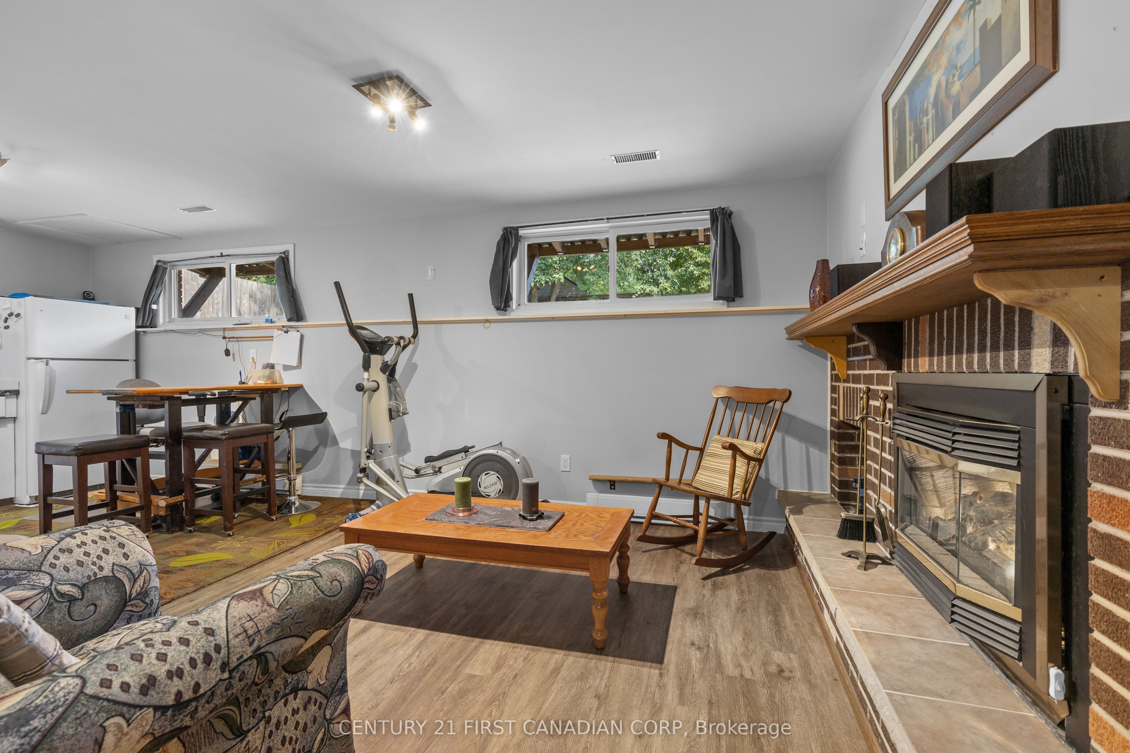 4 Archer Crescent Property Photo 23