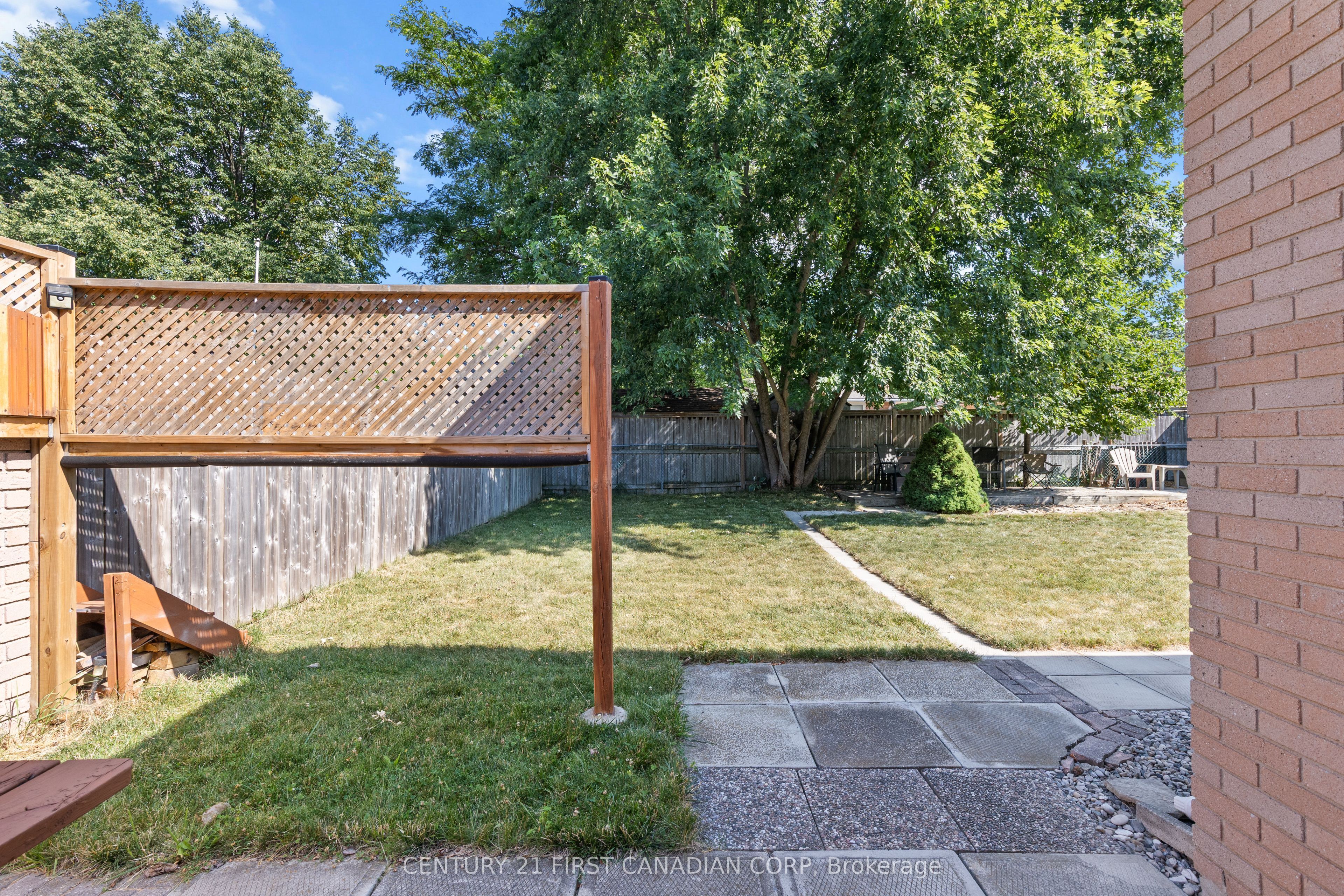 4 Archer Crescent Property Photo 25