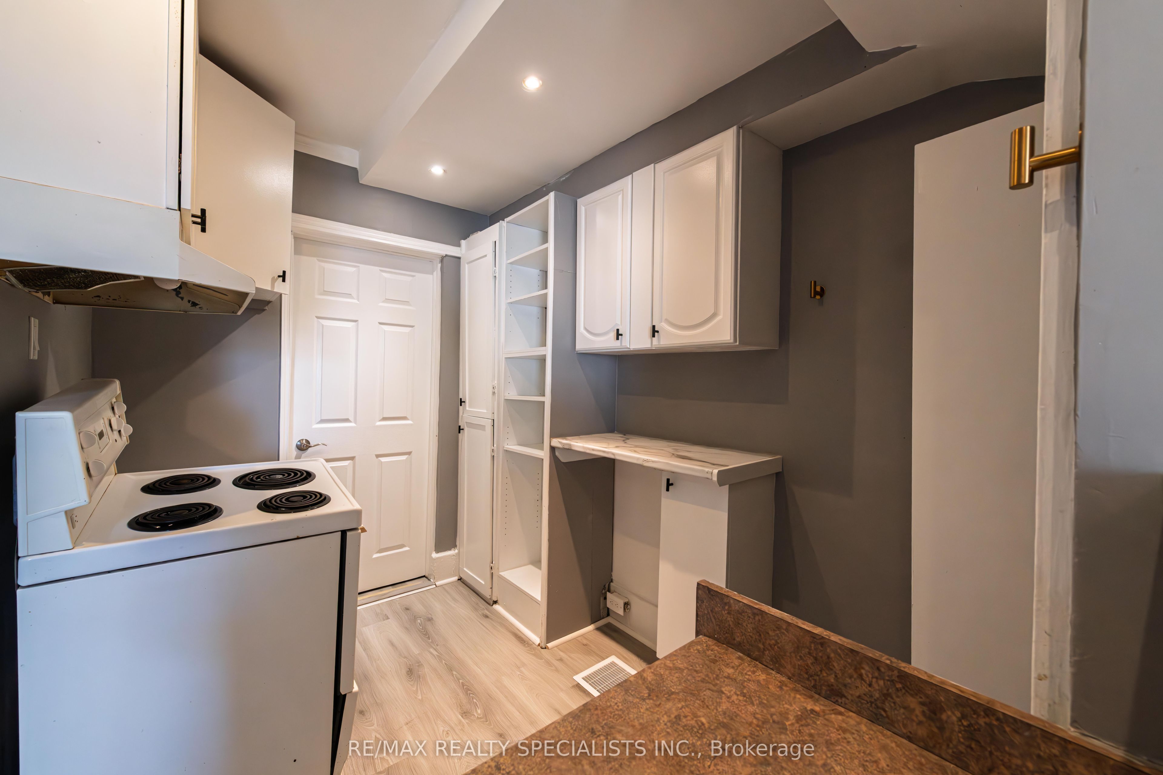 332 Elm Avenue Property Photo 21