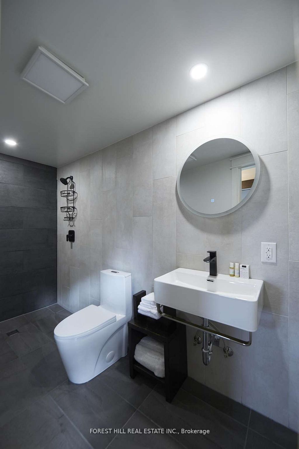 1014 Lois Lane Property Photo 29