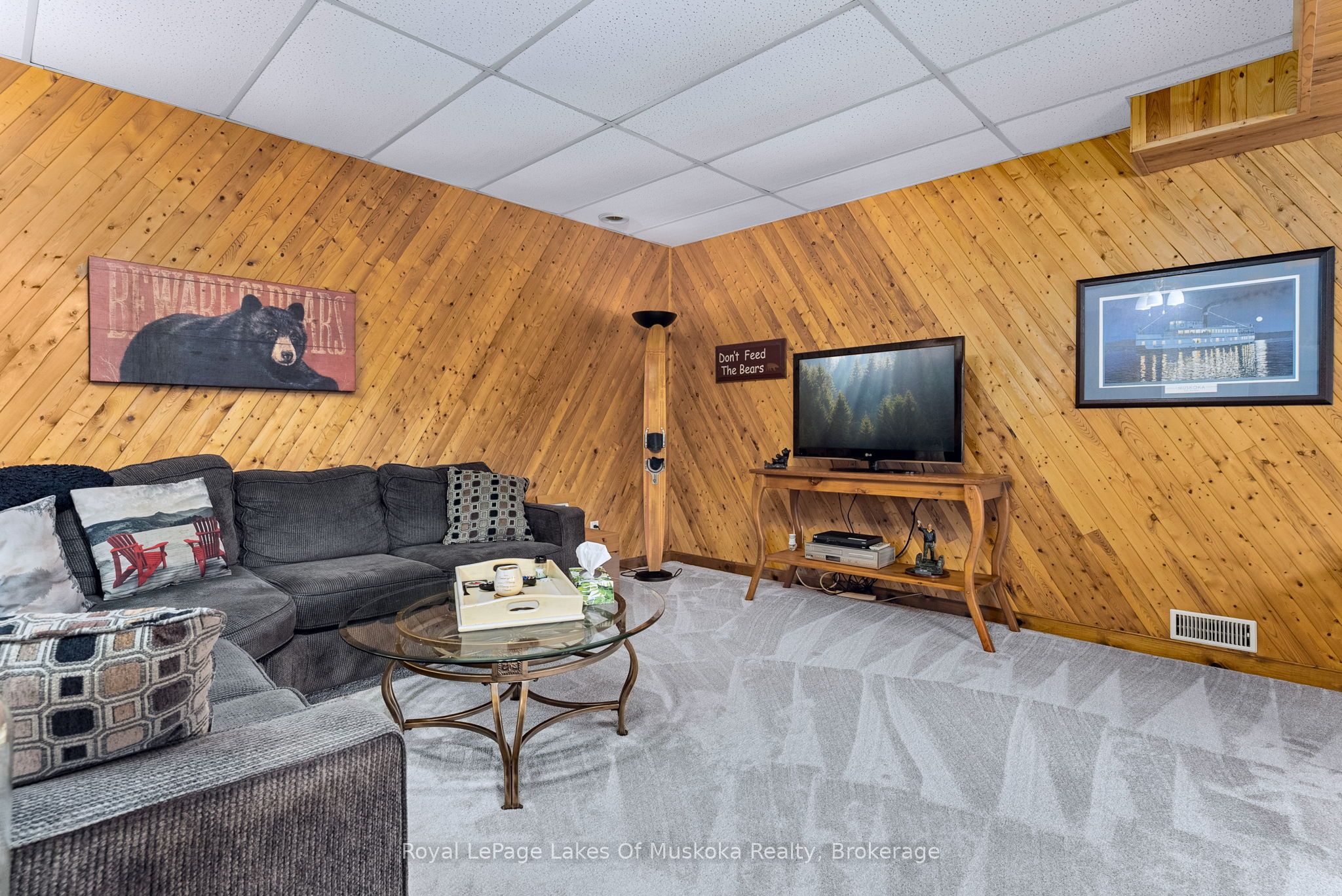 300 Wurm Road Property Photo 21
