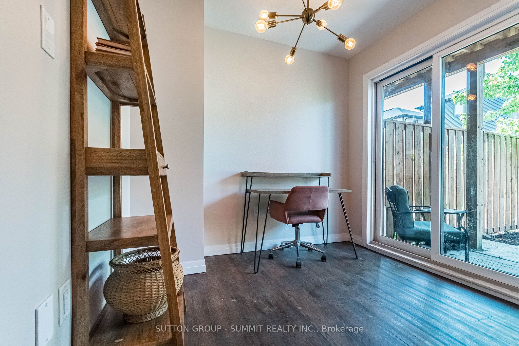 25 Soho Street Property Photo 41