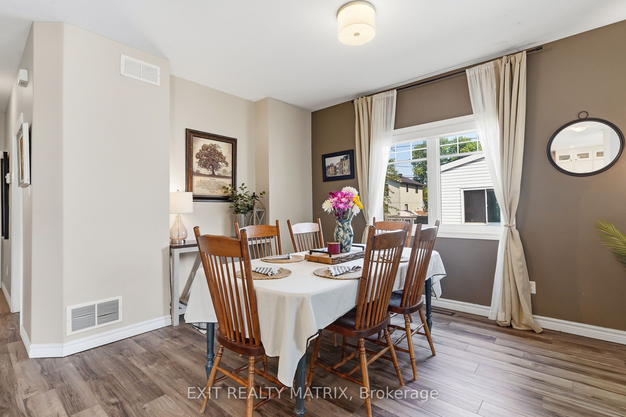 59 First Avenue Property Photo 9