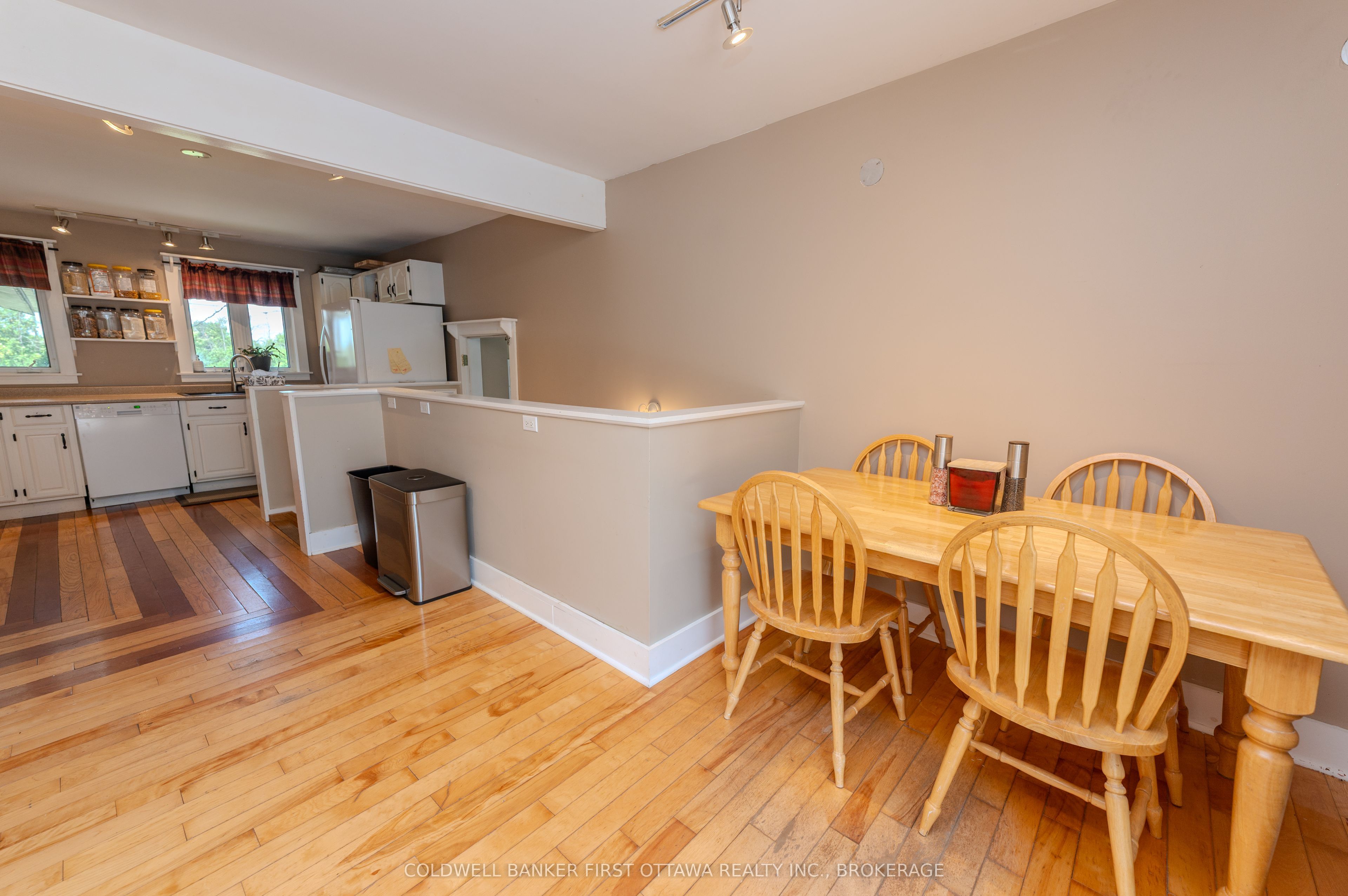 31 Station Road Property Photo 20