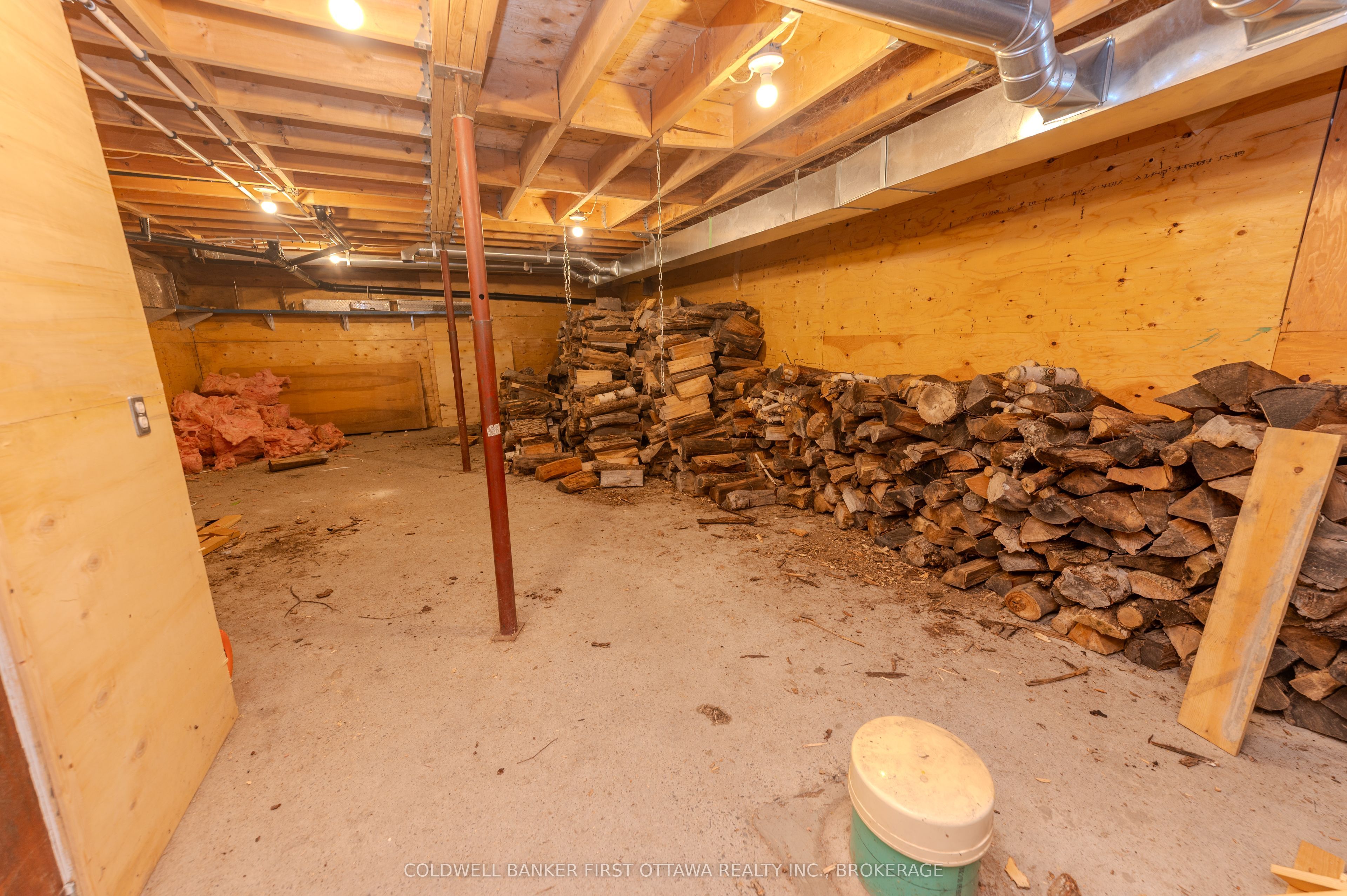 31 Station Road Property Photo 39