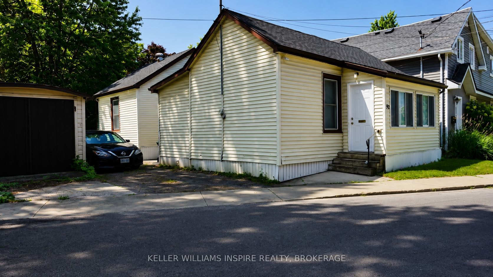 92 Elm Street Property Photo 2
