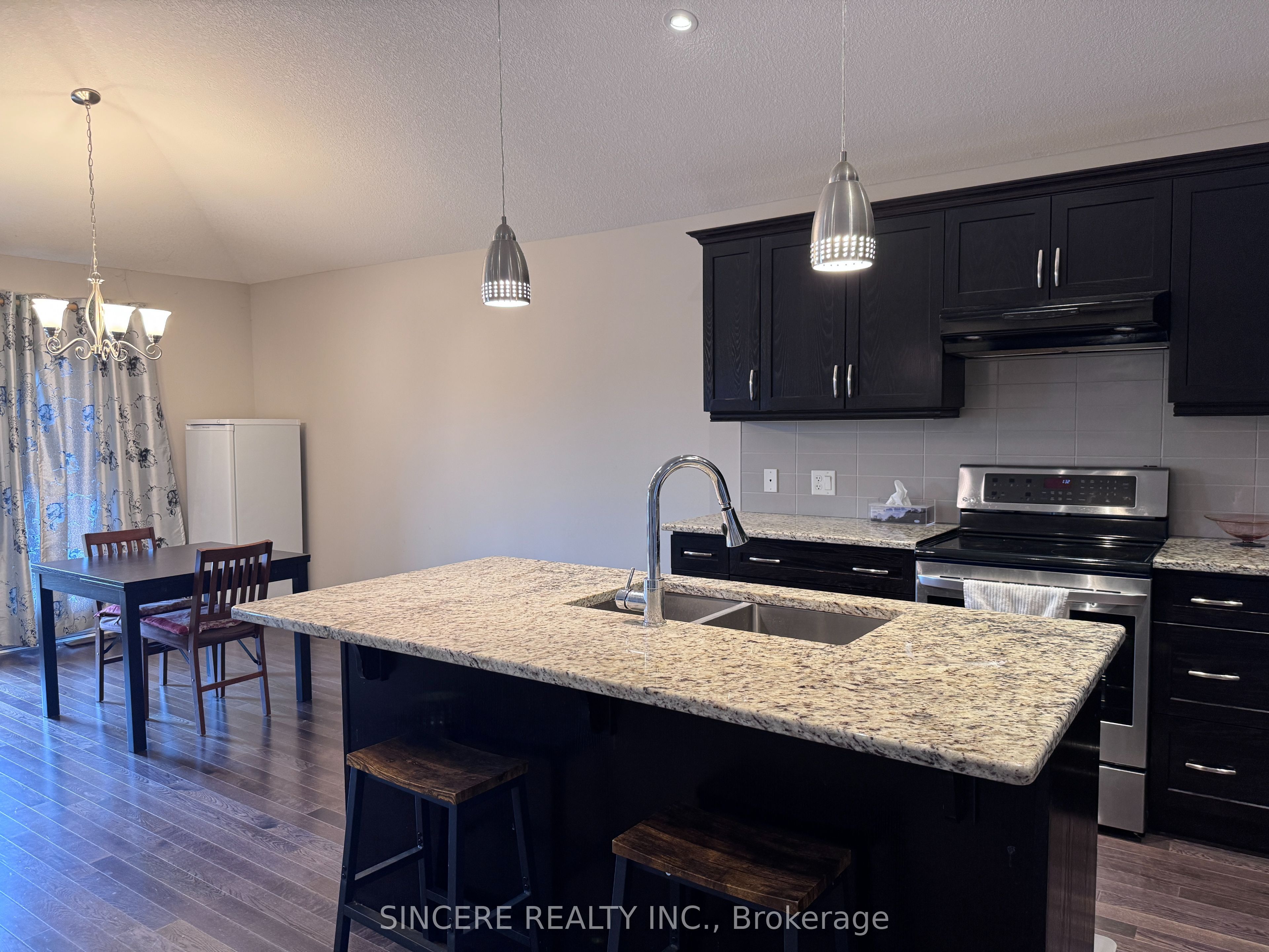 37 Galinee Trail Property Photo 10