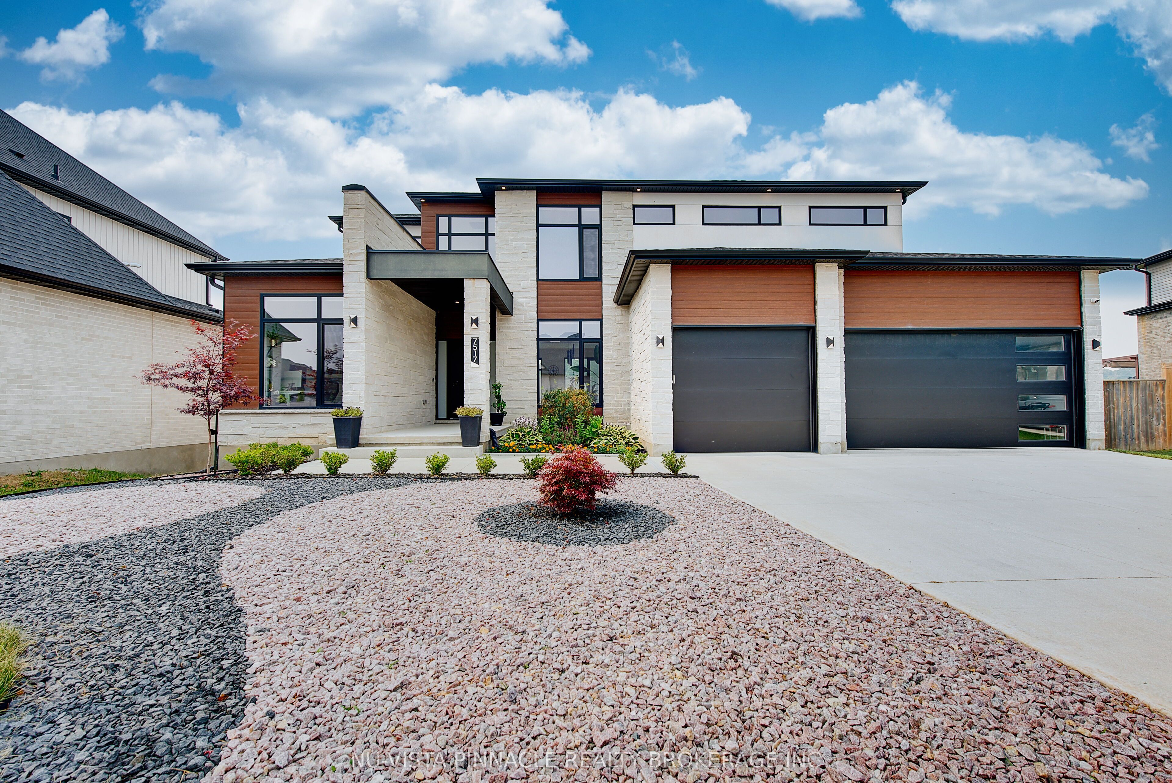 7517 Silvercreek Crescent