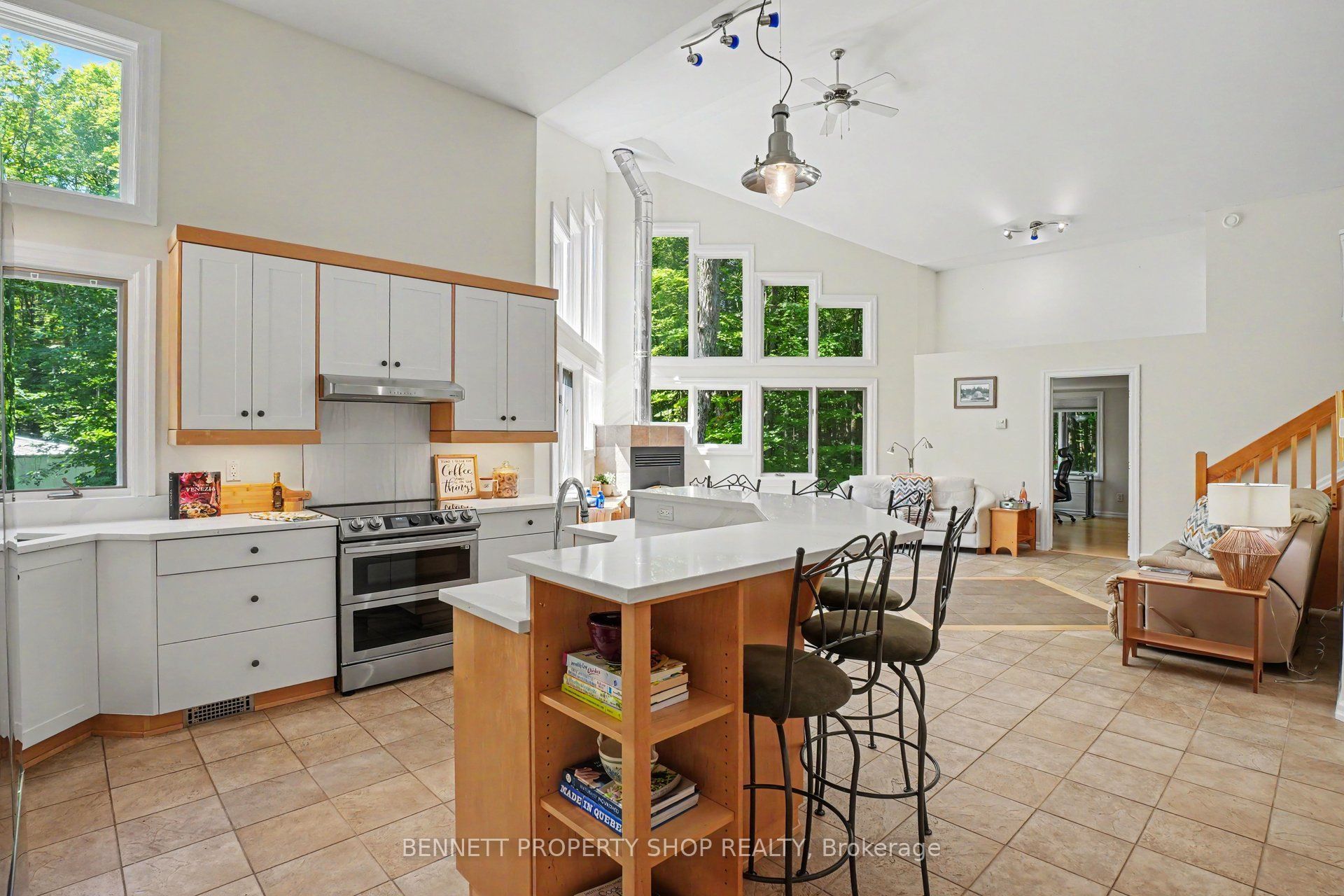 5149 Carp Road Property Photo 6