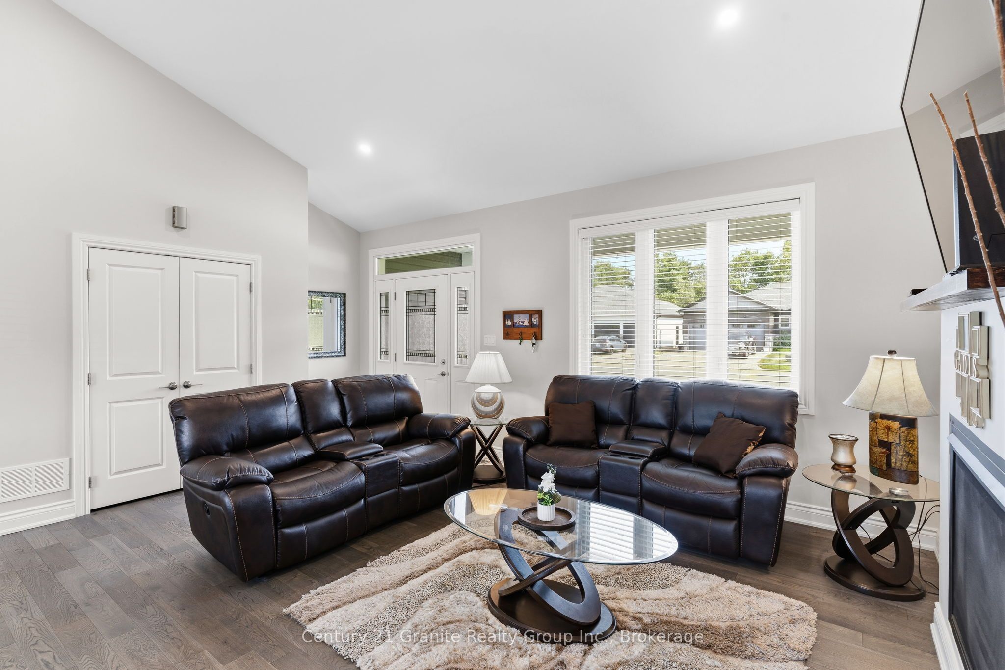 39 Windover Drive Property Photo 8