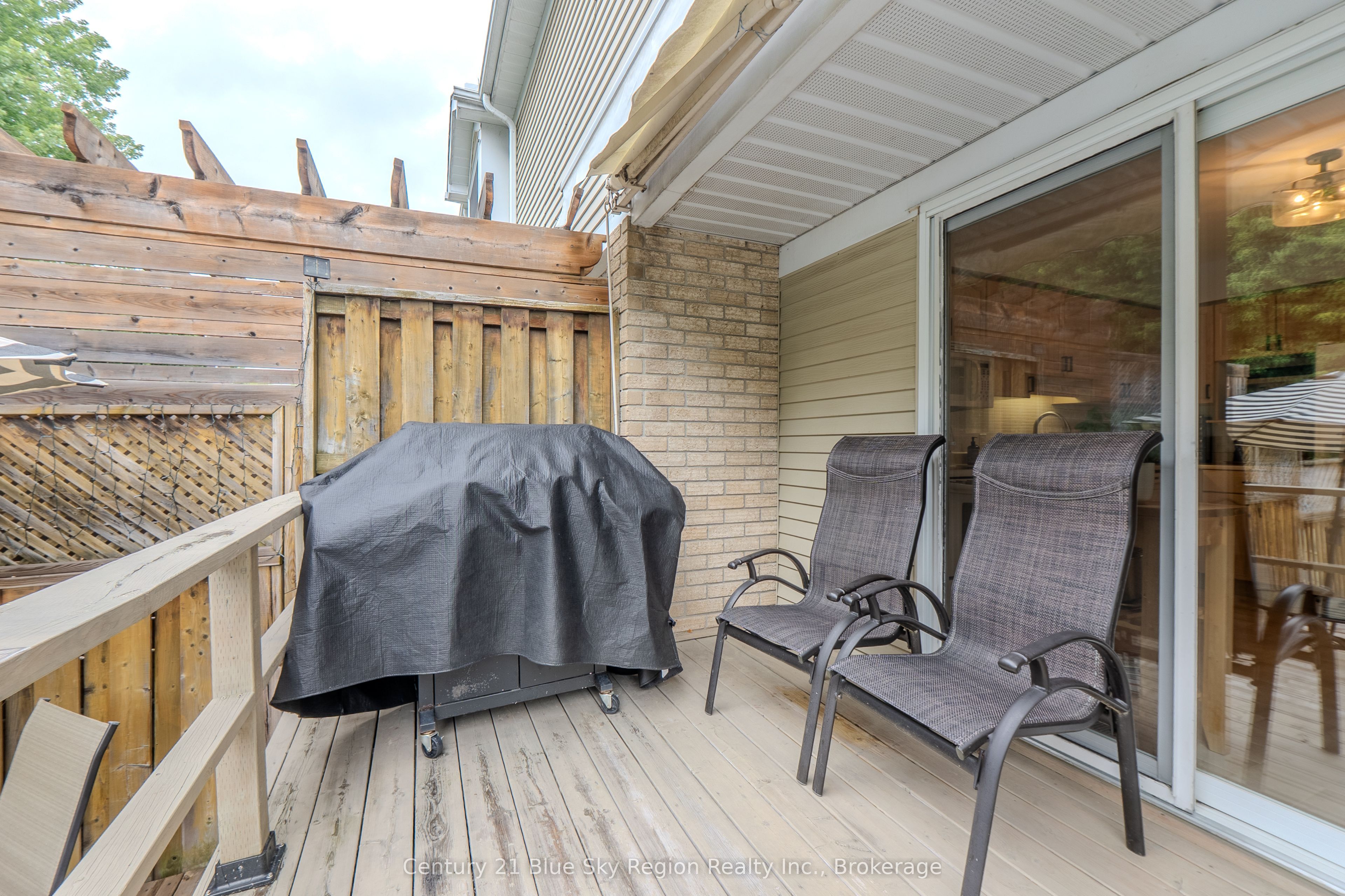 661 Tackaberry Drive Property Photo 37