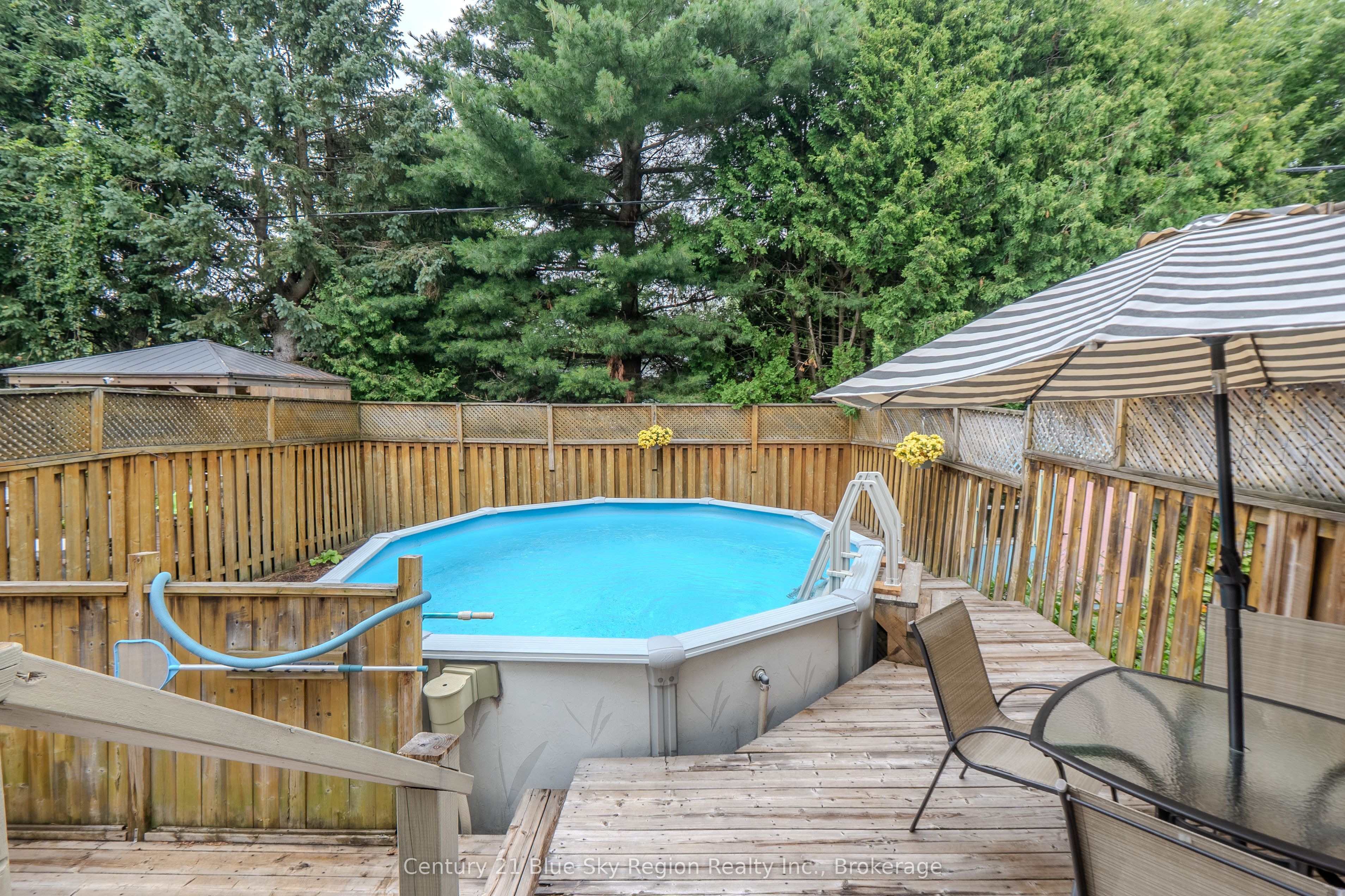 661 Tackaberry Drive Property Photo 41