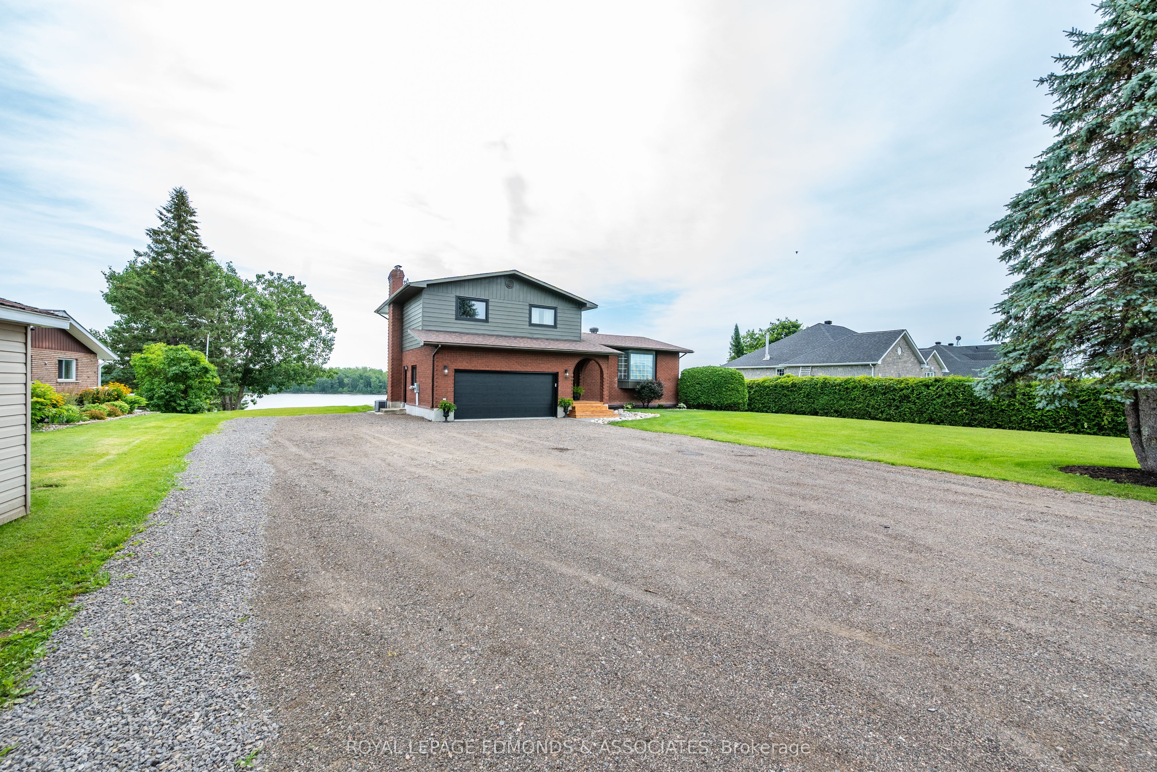 29 Lachance Trail Property Photo 1