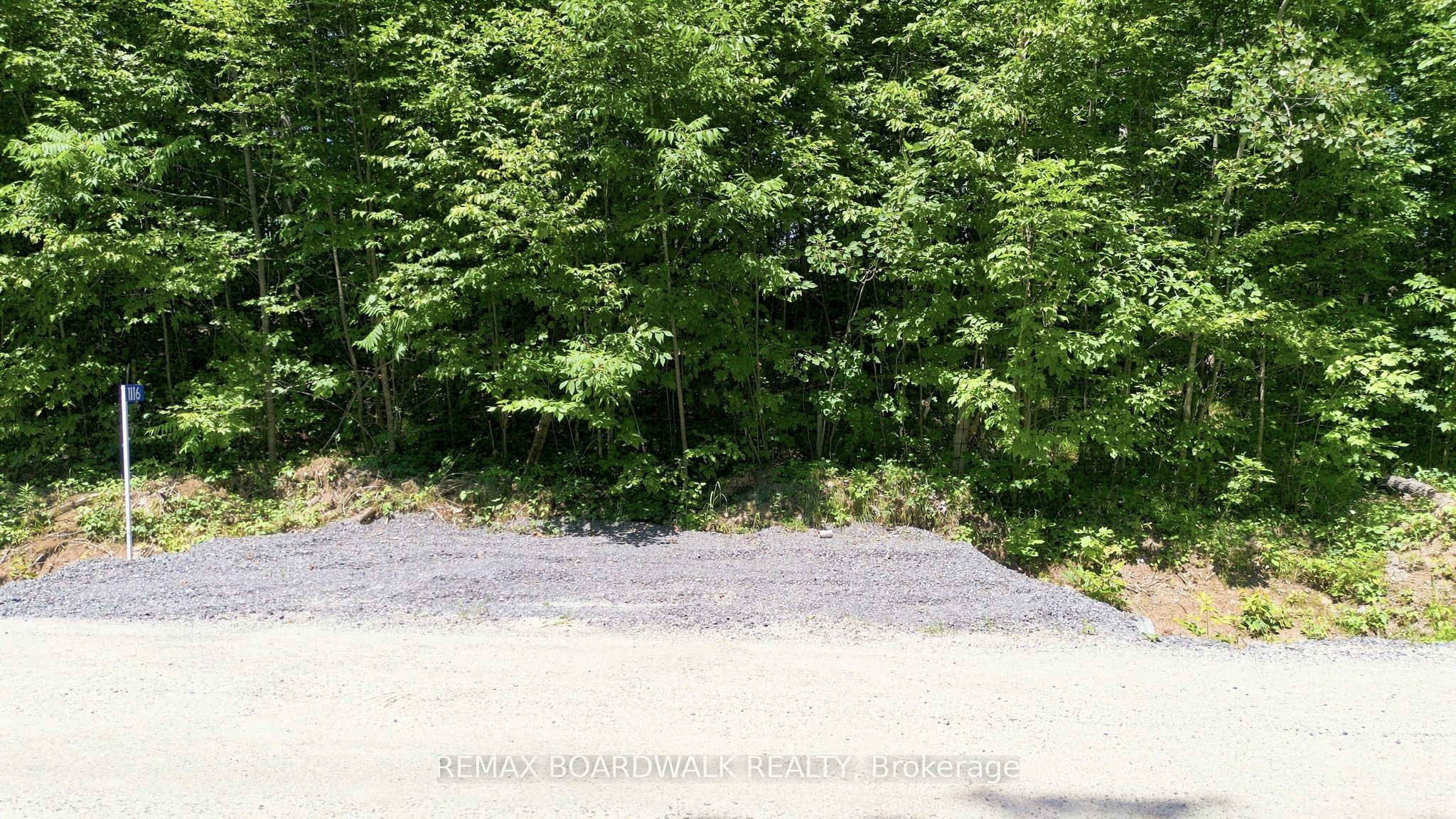 1116 Ennis Road Property Photo 1