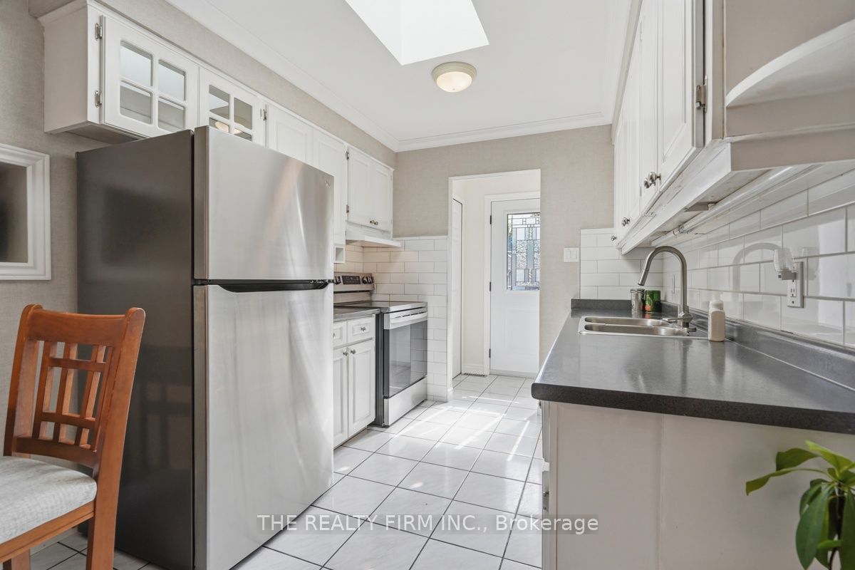 43 Clara Crescent Property Photo 12