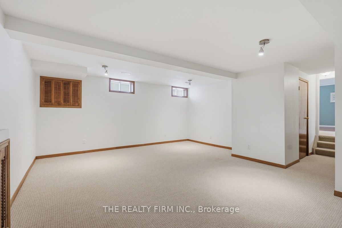 43 Clara Crescent Property Photo 25
