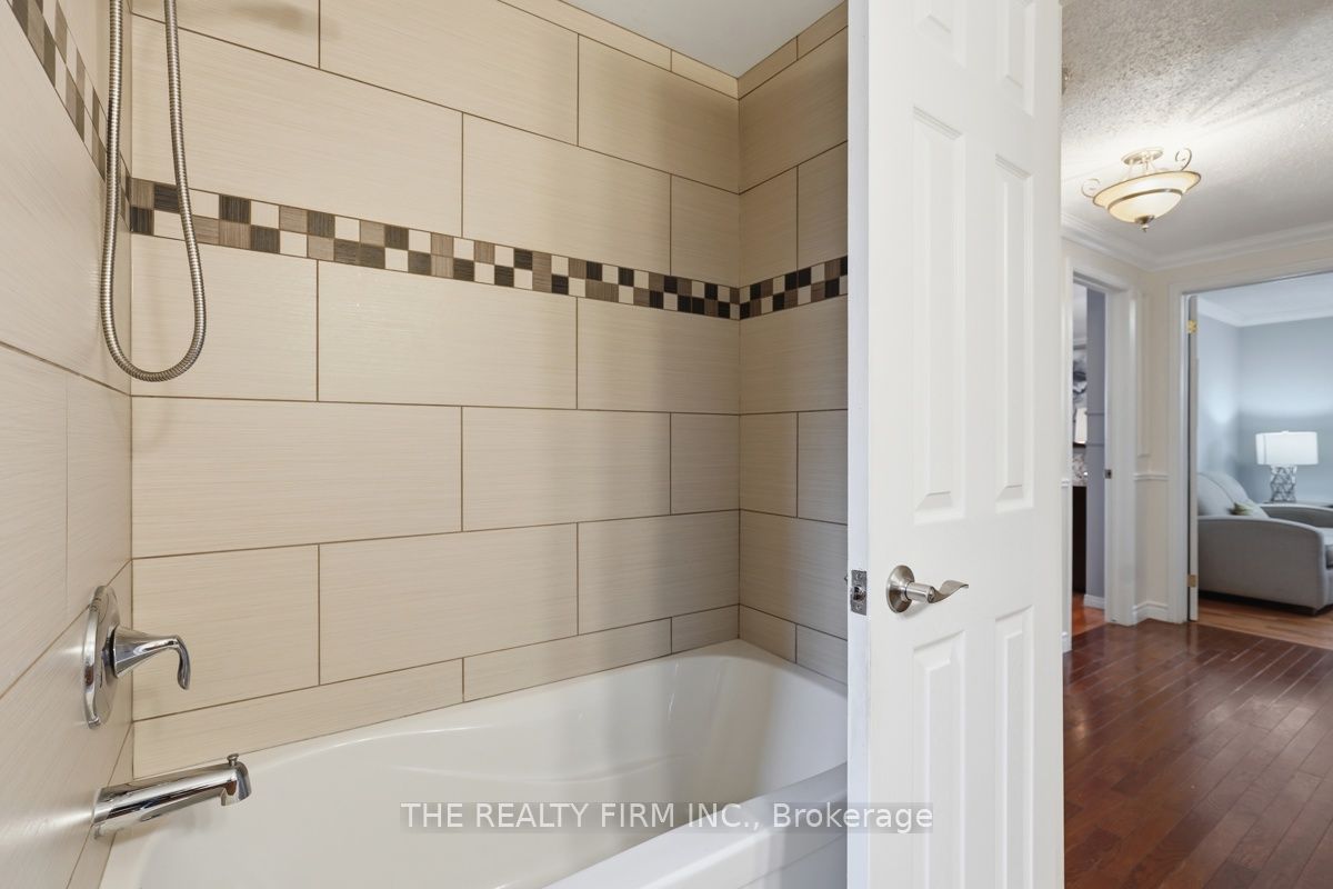 43 Clara Crescent Property Photo 33