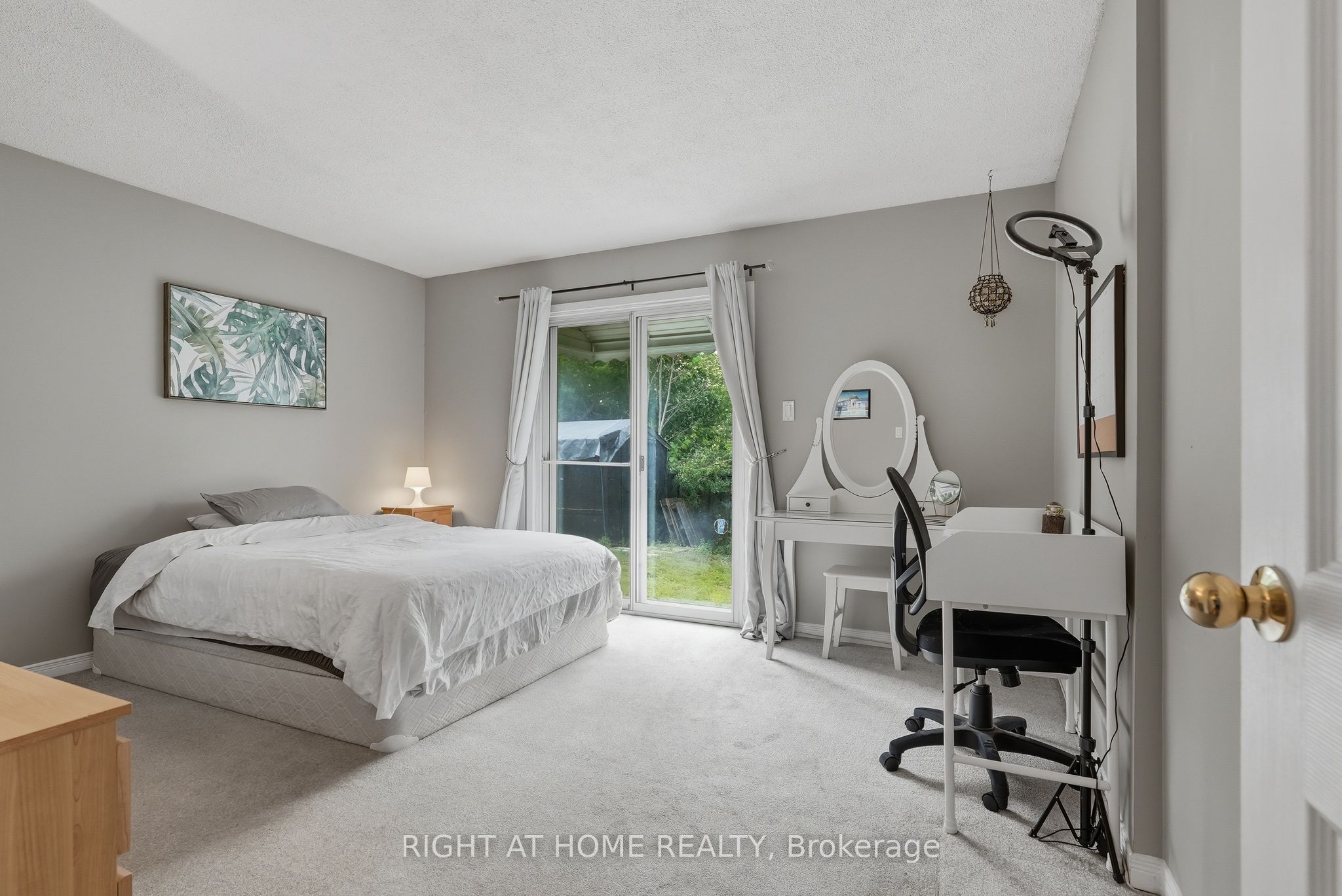 1272 Collins Avenue Property Photo 13