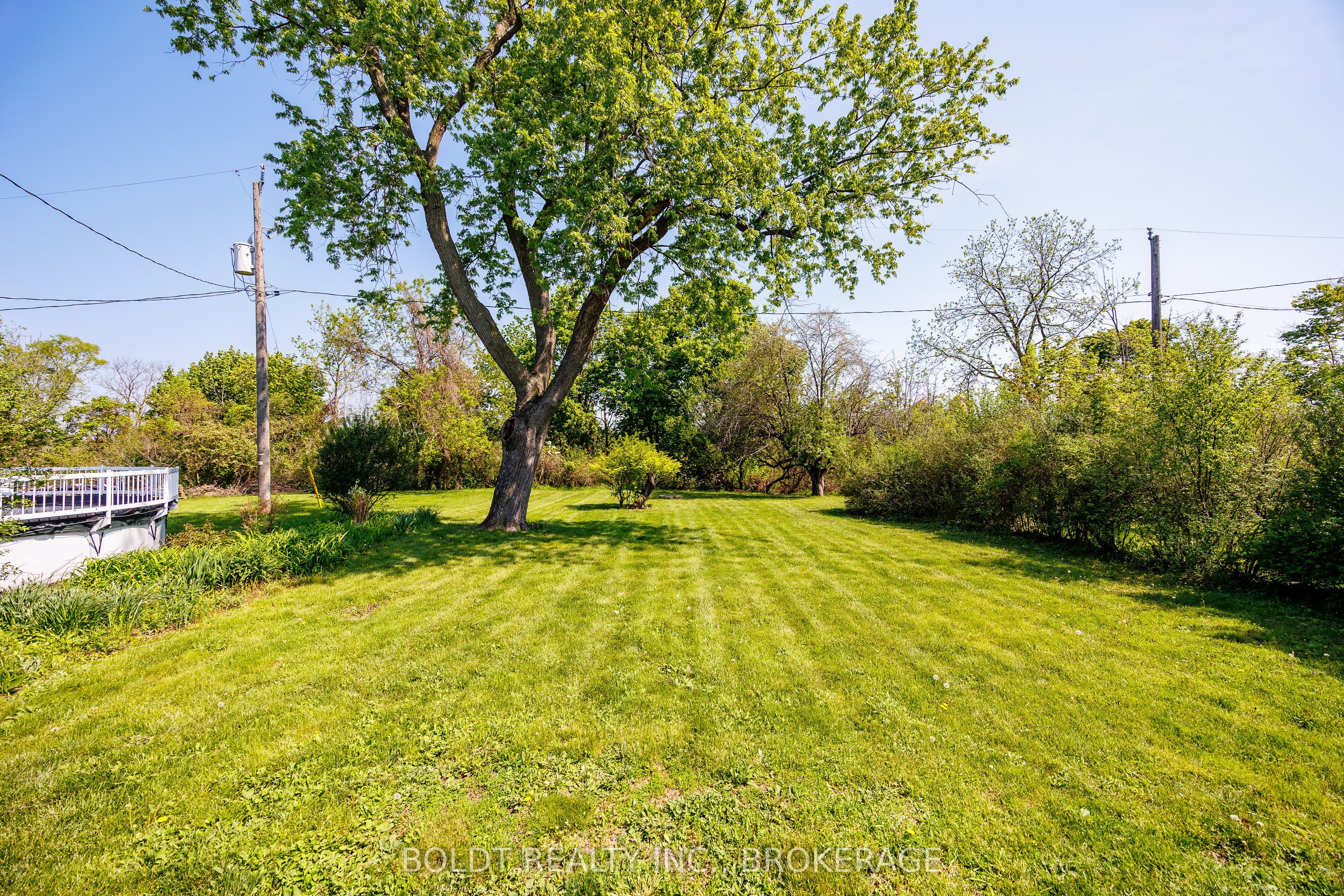35 Rivercrest Drive Property Photo 22