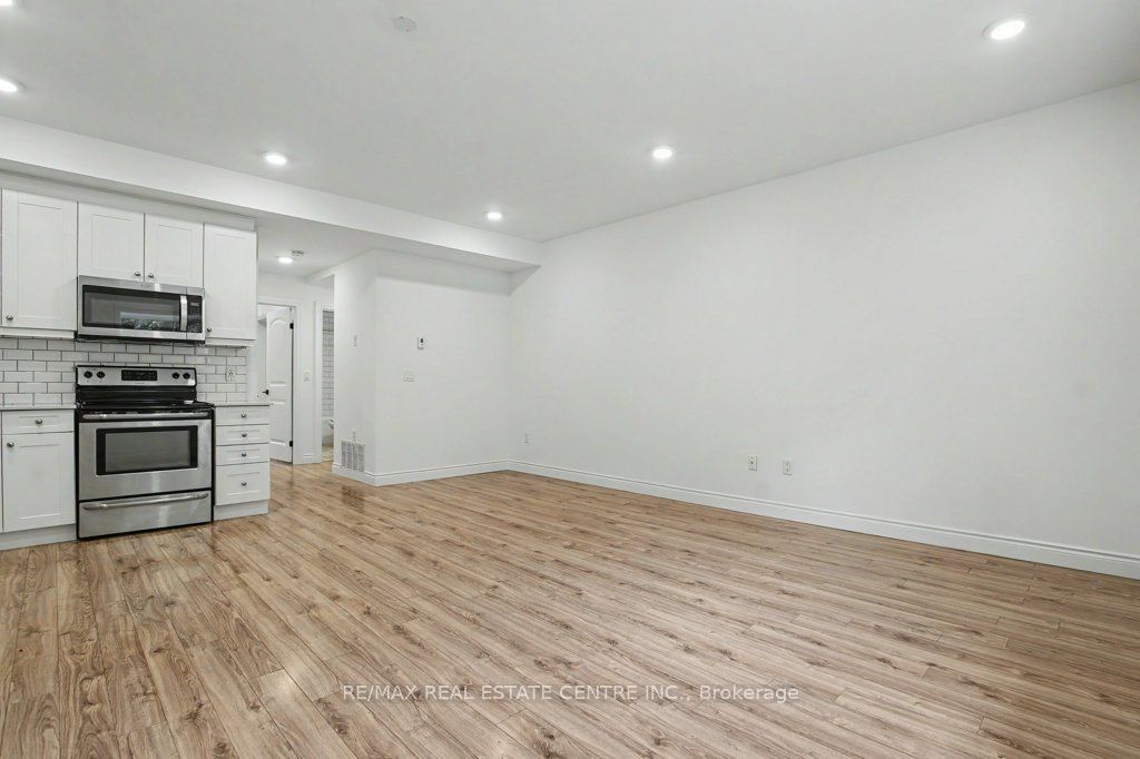 112 Union Street E B105 Property Photo 6