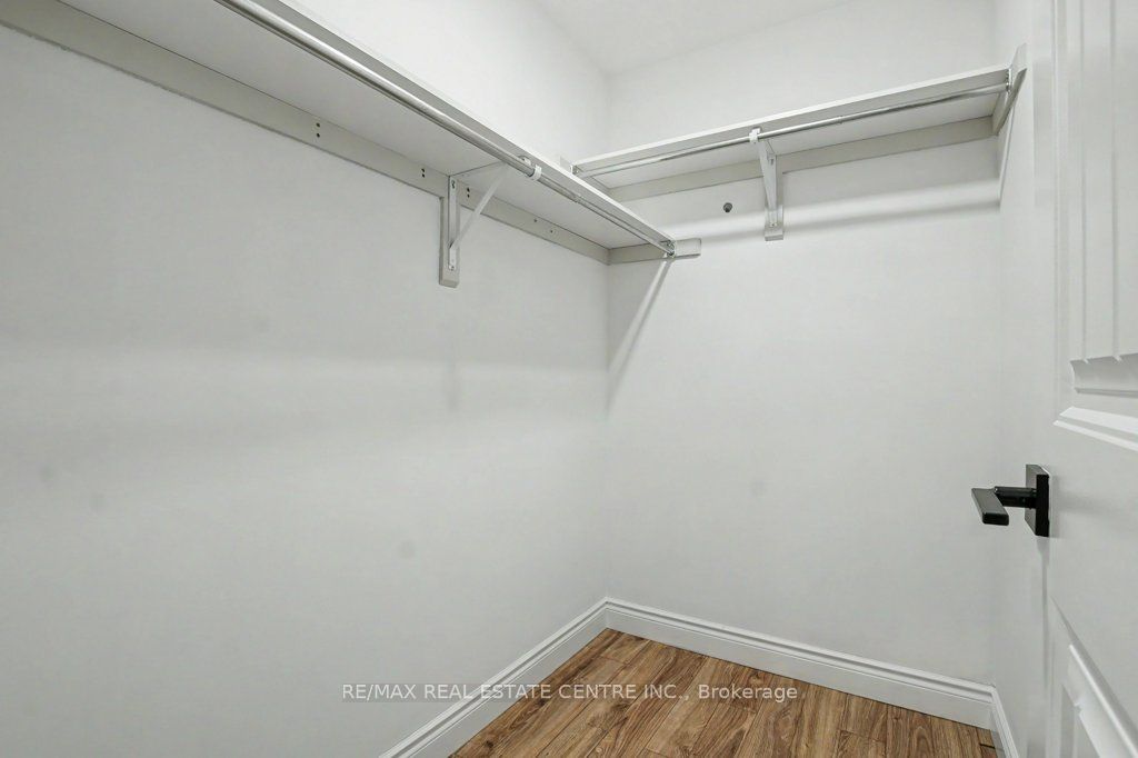 112 Union Street E B105 Property Photo 17