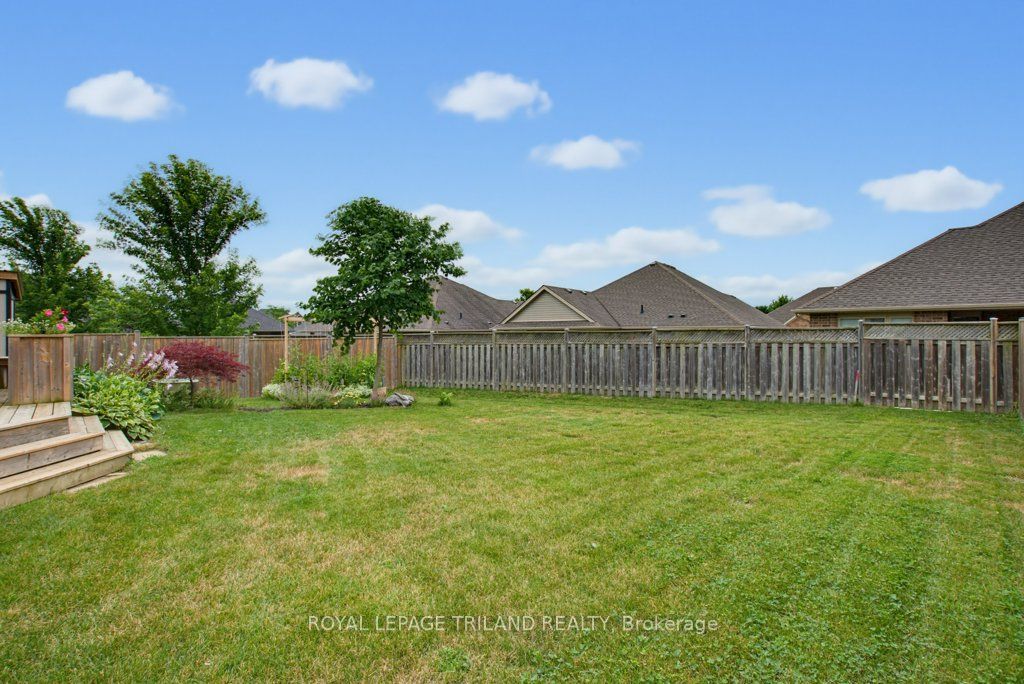 226 Peach Tree Boulevard Property Photo 36