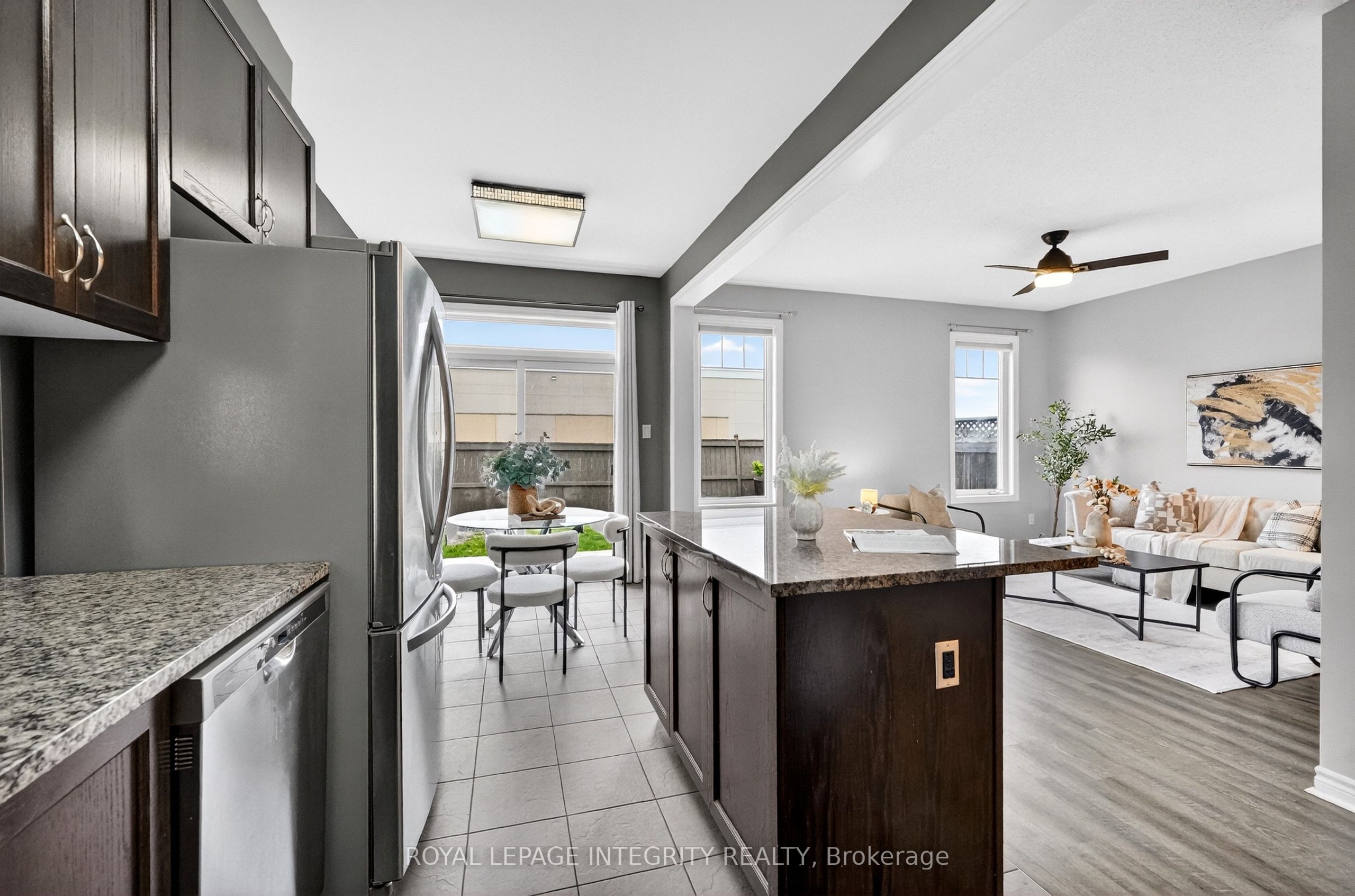 351 Gallantry Way Property Photo 10