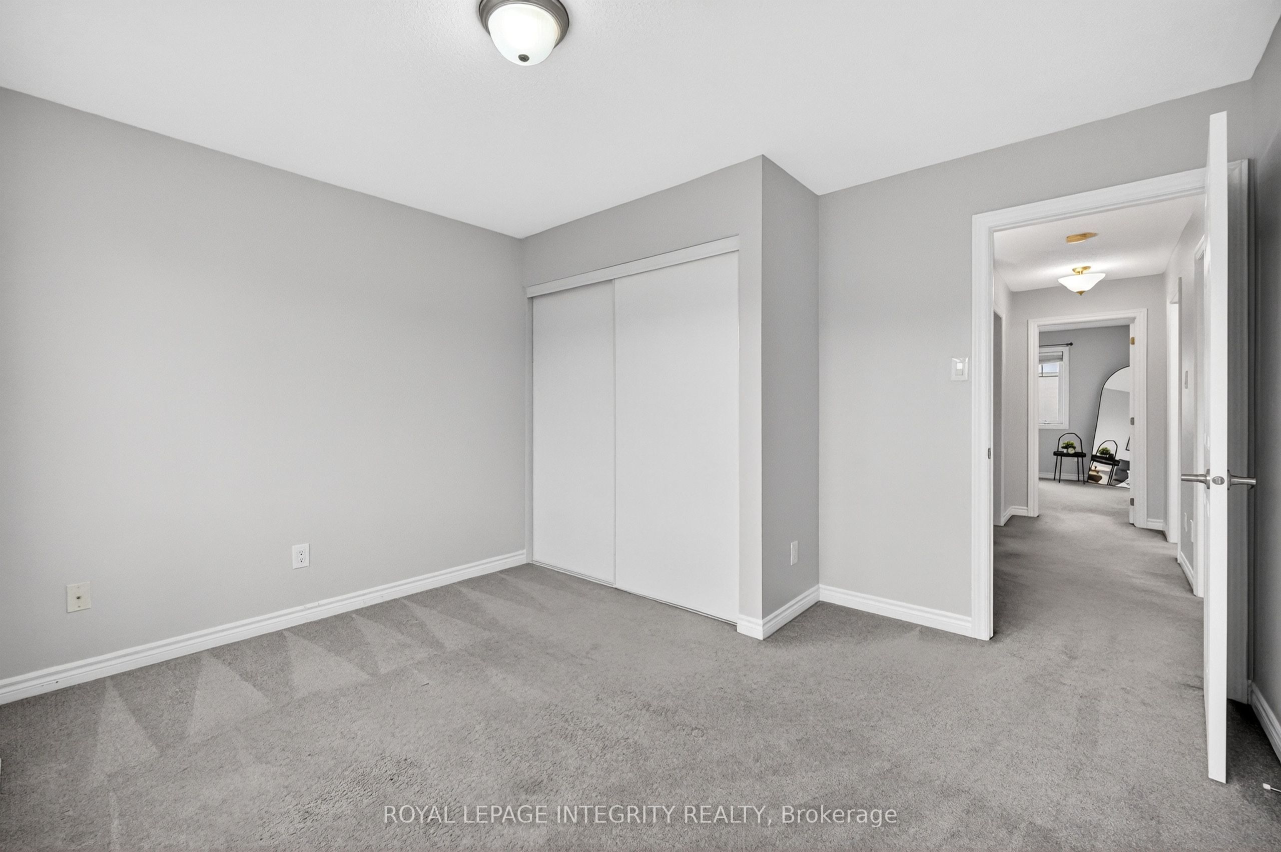 351 Gallantry Way Property Photo 28